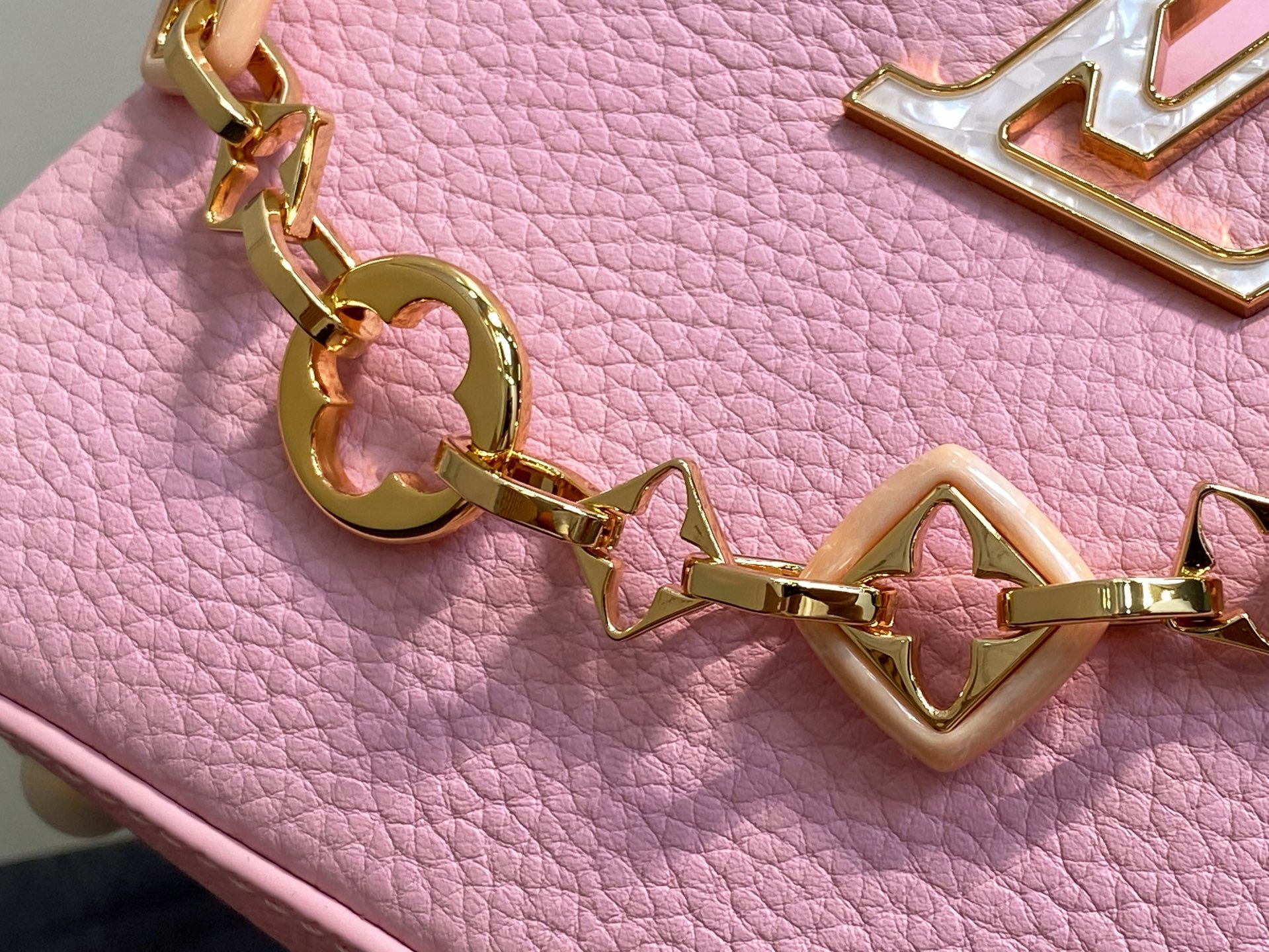 【顶级原单】M14970粉色 链条全皮cap那英款 CAPUCINES 迷你手袋 Capucines 系