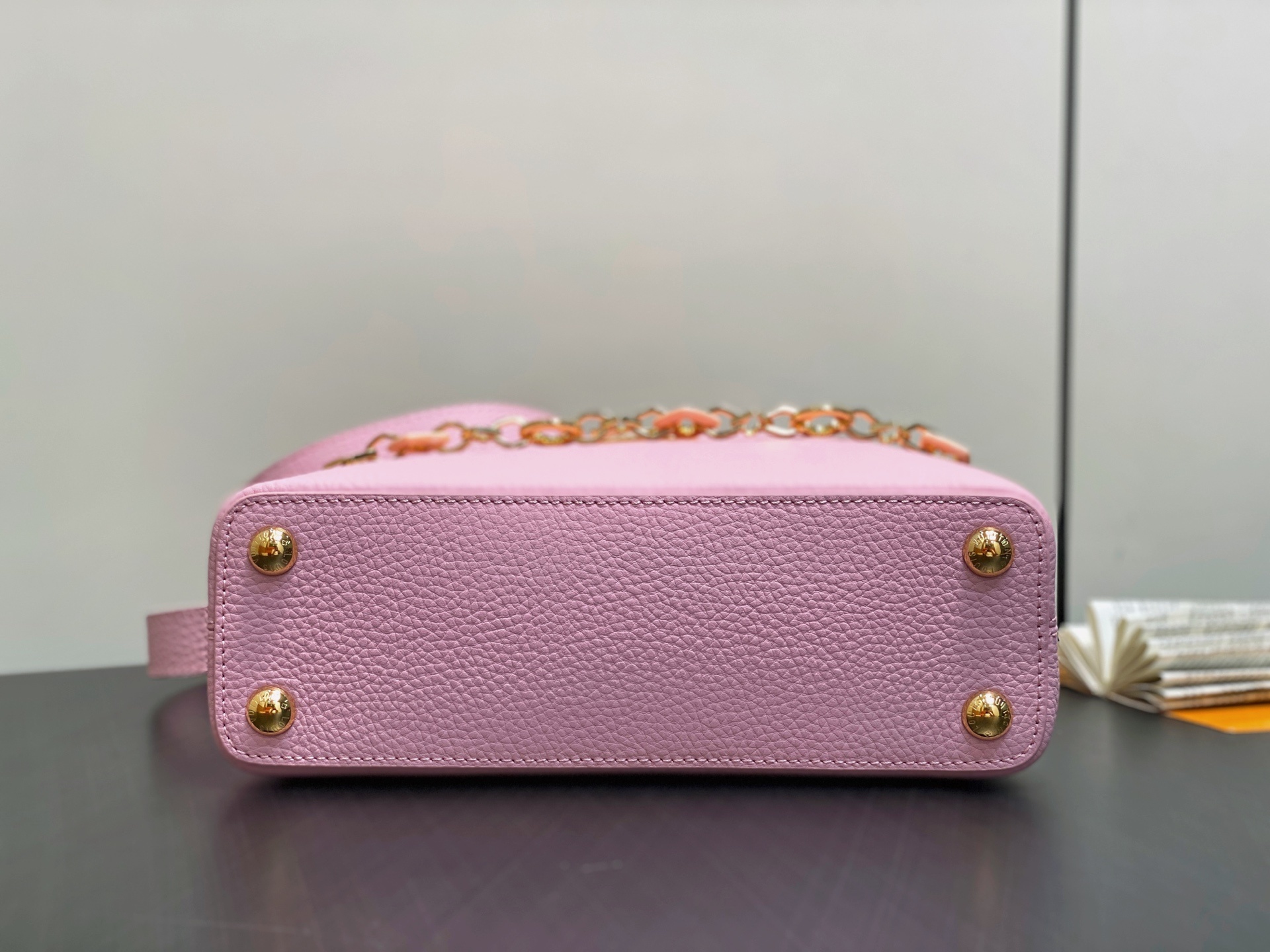 【顶级原单】M14970粉色 链条全皮cap那英款 CAPUCINES BB手袋 Capucines 系