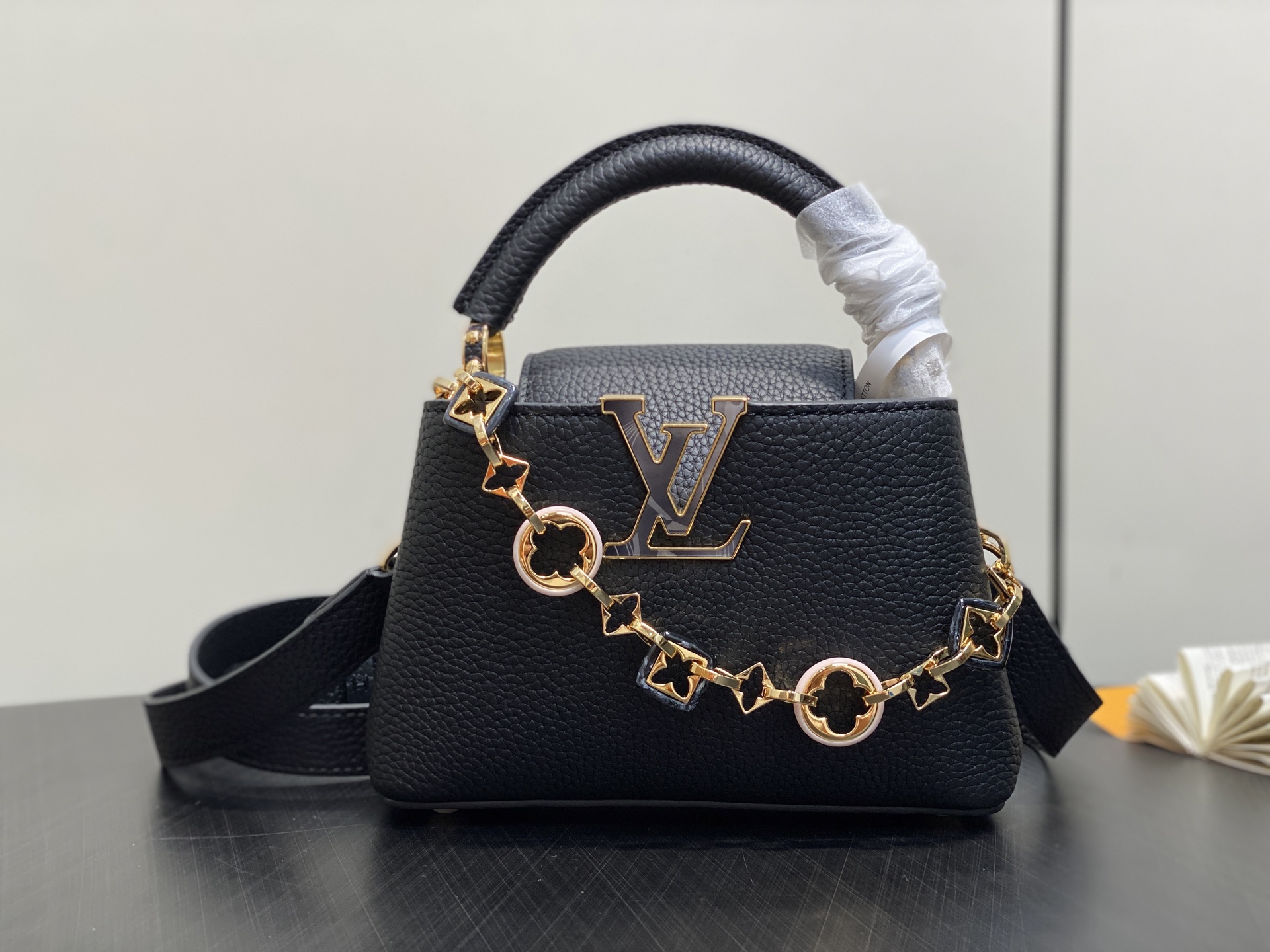 【顶级原单】M14970黑色 链条全皮cap那英款 CAPUCINES 迷你手袋 Capucines 系