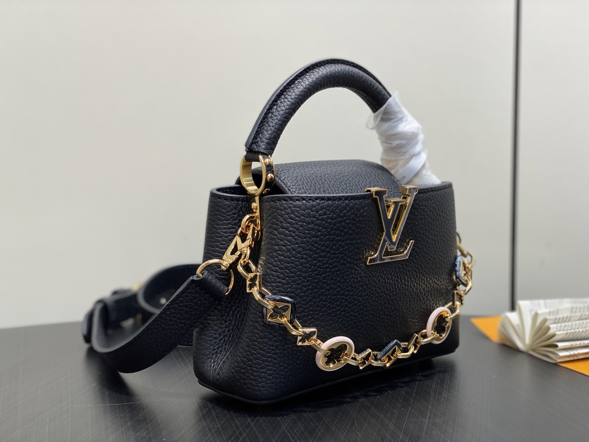 【顶级原单】M14970黑色 链条全皮cap那英款 CAPUCINES 迷你手袋 Capucines 系