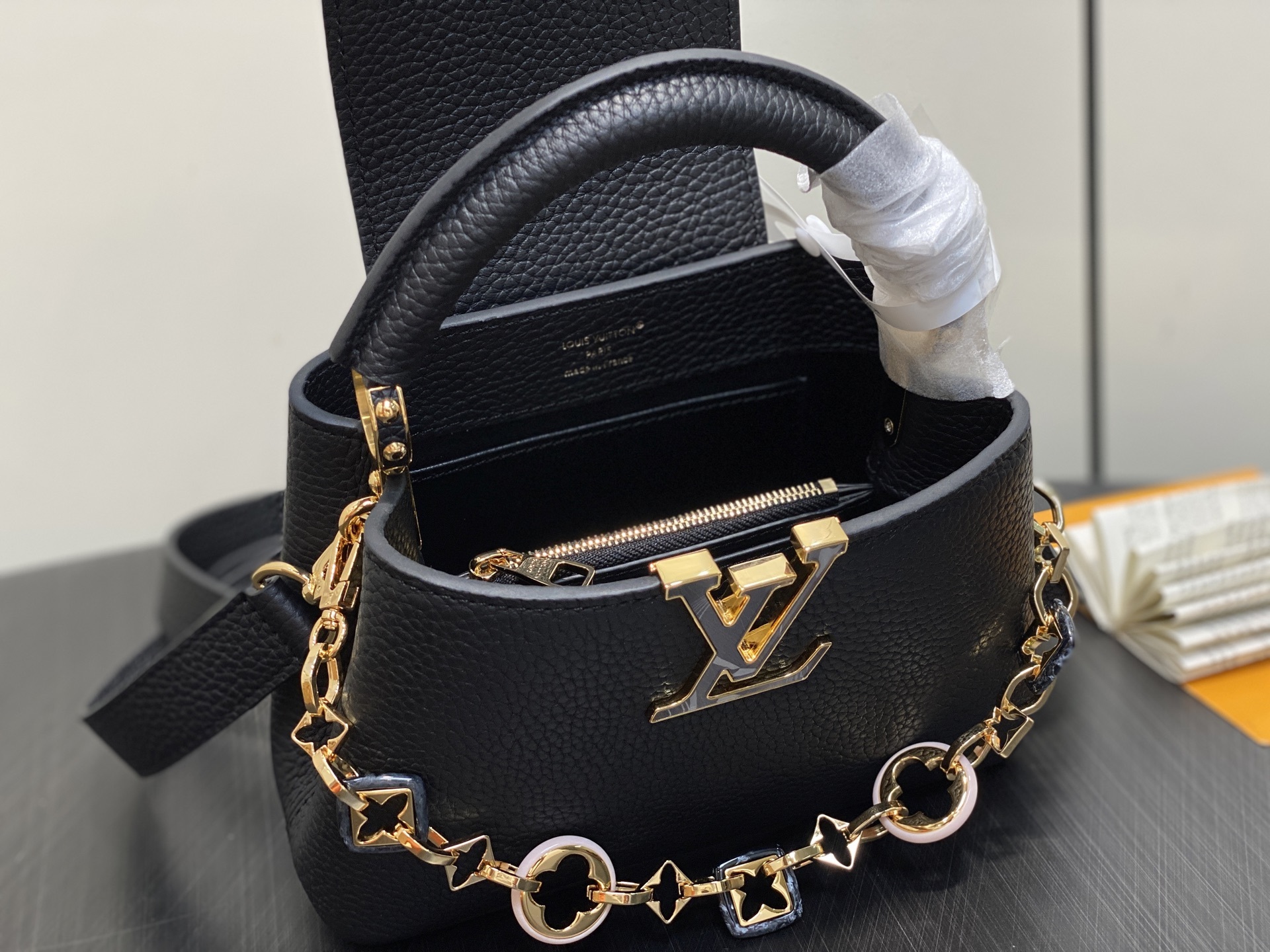 【顶级原单】M14970黑色 链条全皮cap那英款 CAPUCINES 迷你手袋 Capucines 系