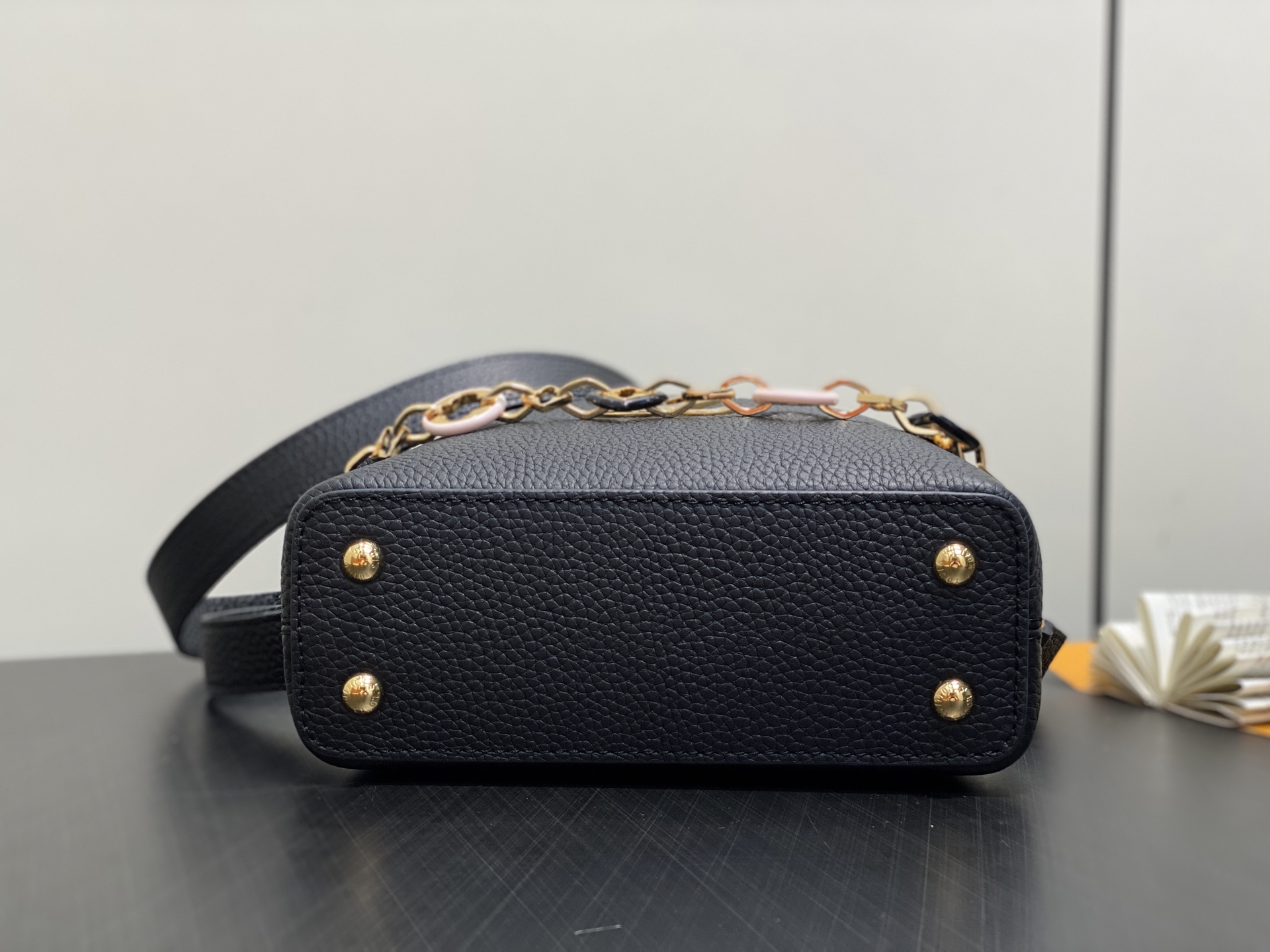 【顶级原单】M14970黑色 链条全皮cap那英款 CAPUCINES 迷你手袋 Capucines 系