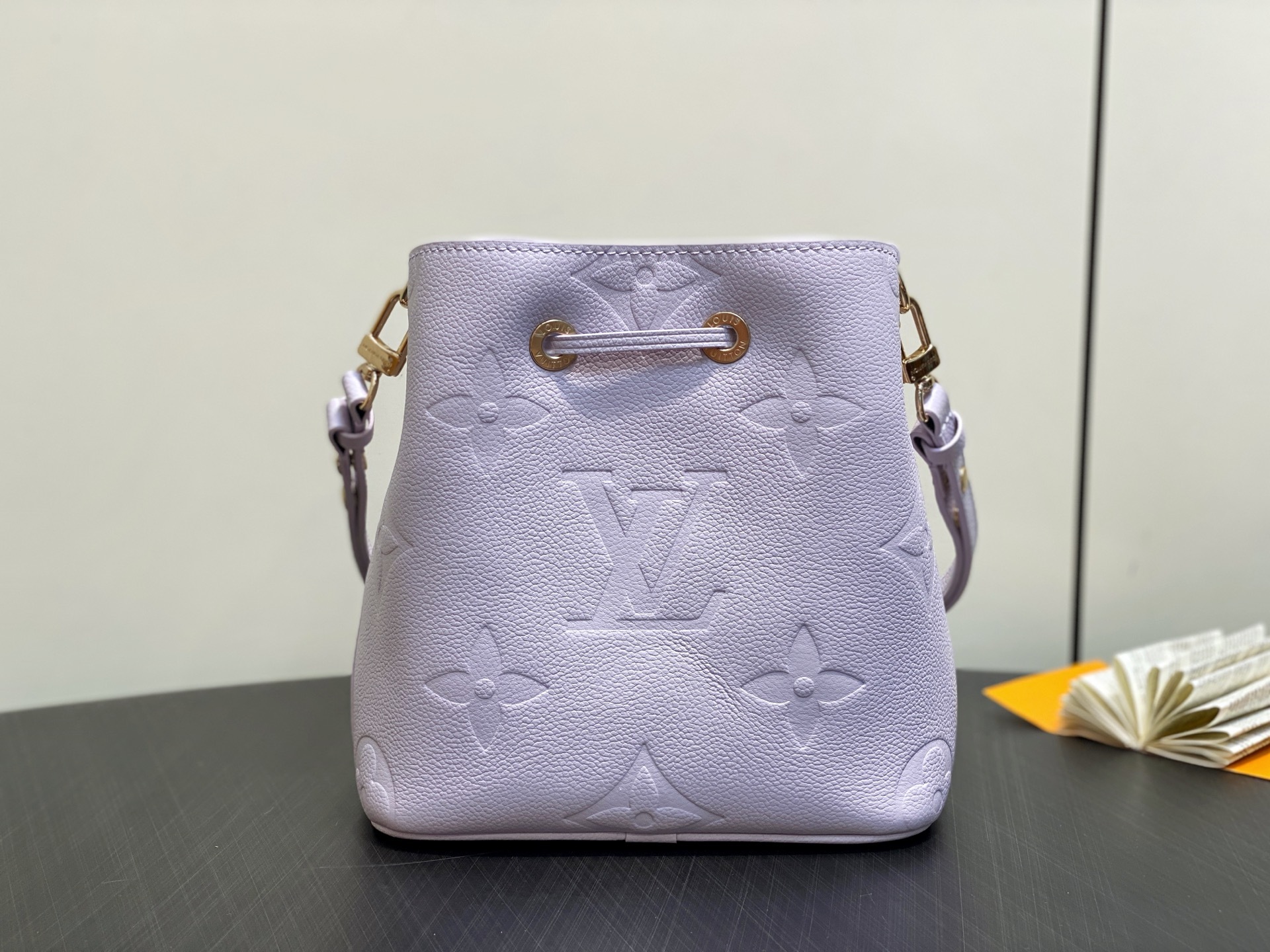 【顶级原单】M25675浅紫色 全皮水桶包 本款 Néonoé BB 手袋 以清雅风姿加入 Dream