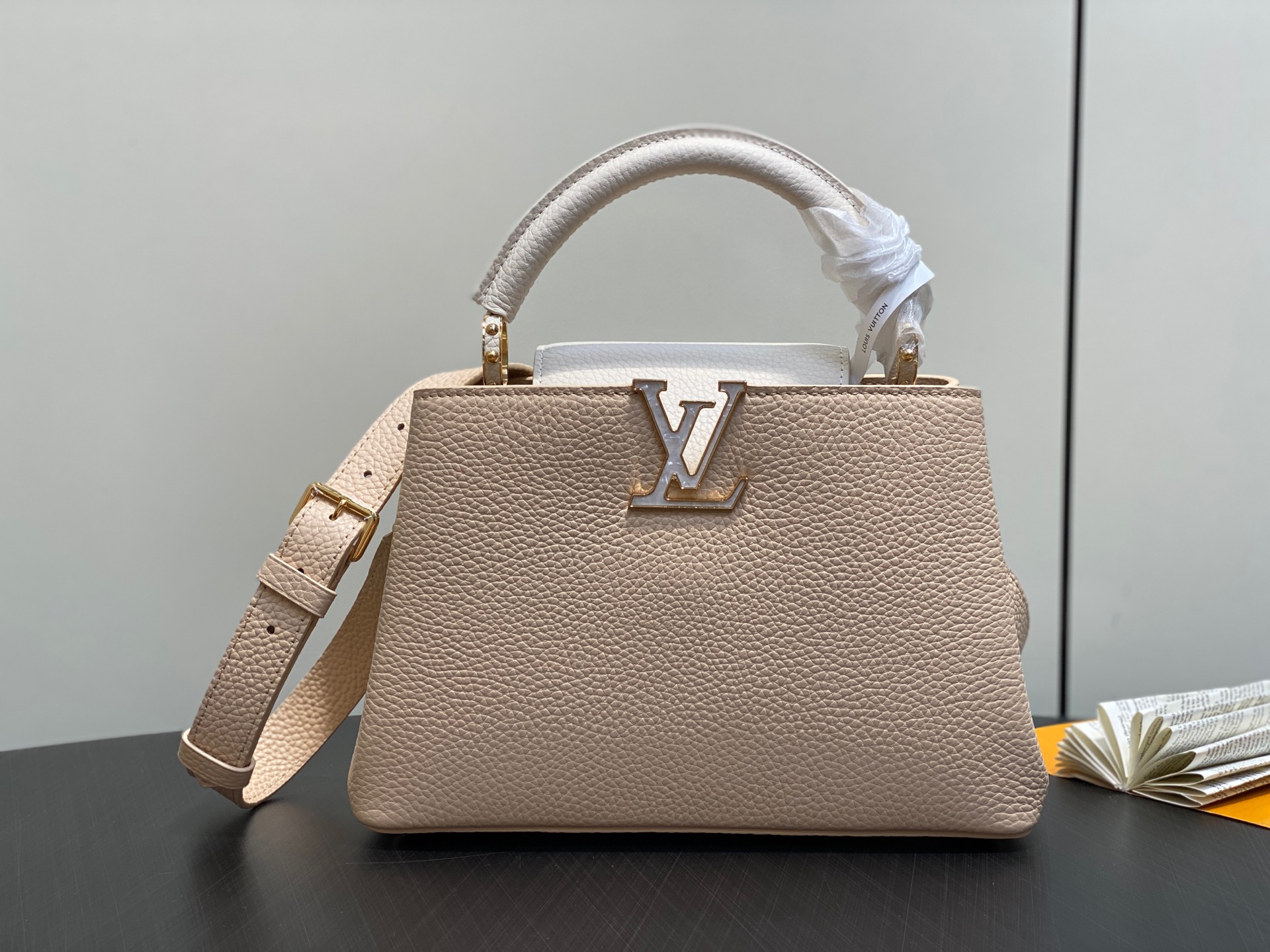 【顶级原单】M25461米黄色 全皮cap那英款系列 CAPUCINES BB手袋 M24727 Cap