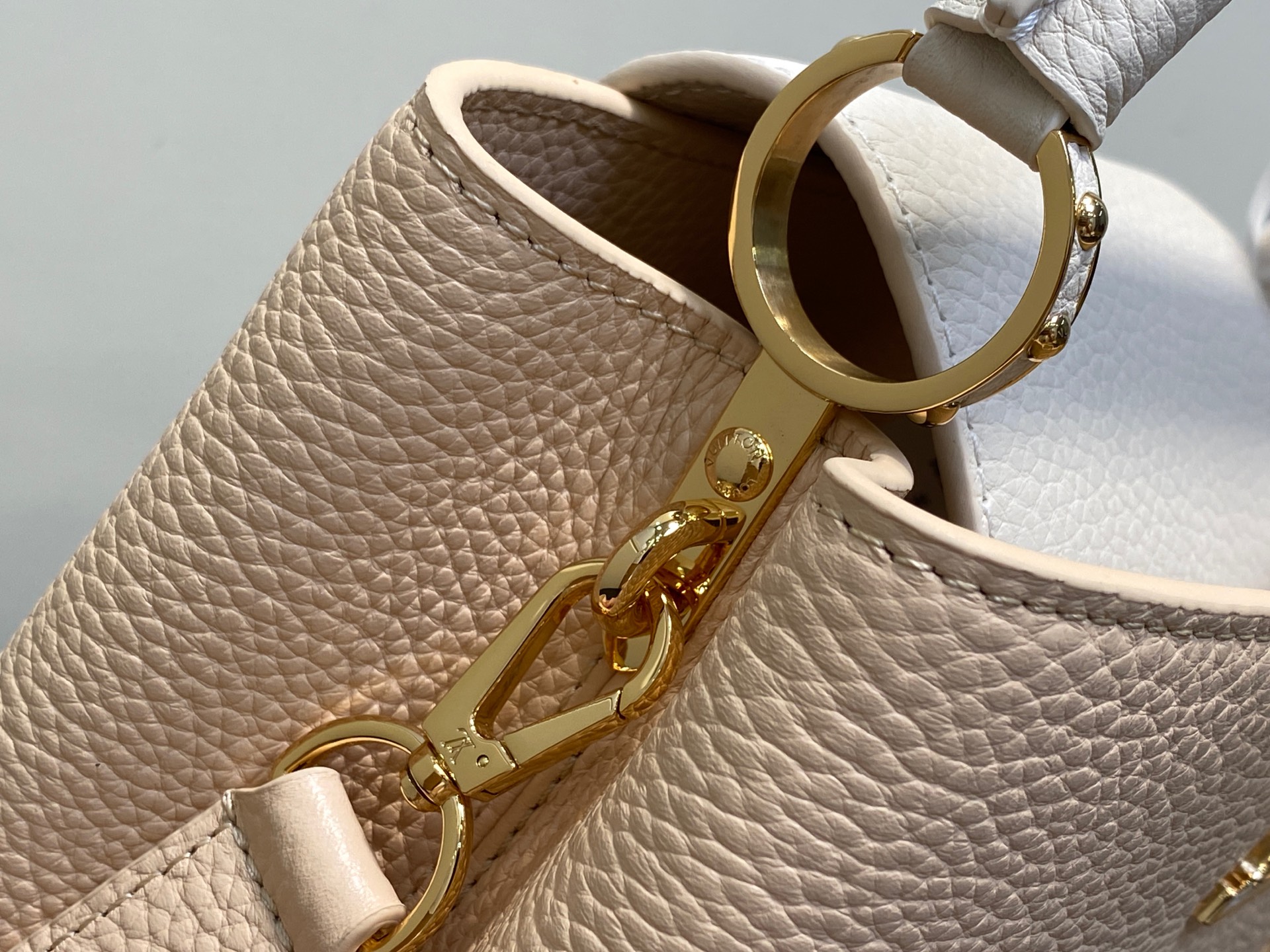 【顶级原单】M25461米黄色 全皮cap那英款系列 CAPUCINES BB手袋 M24727 Cap