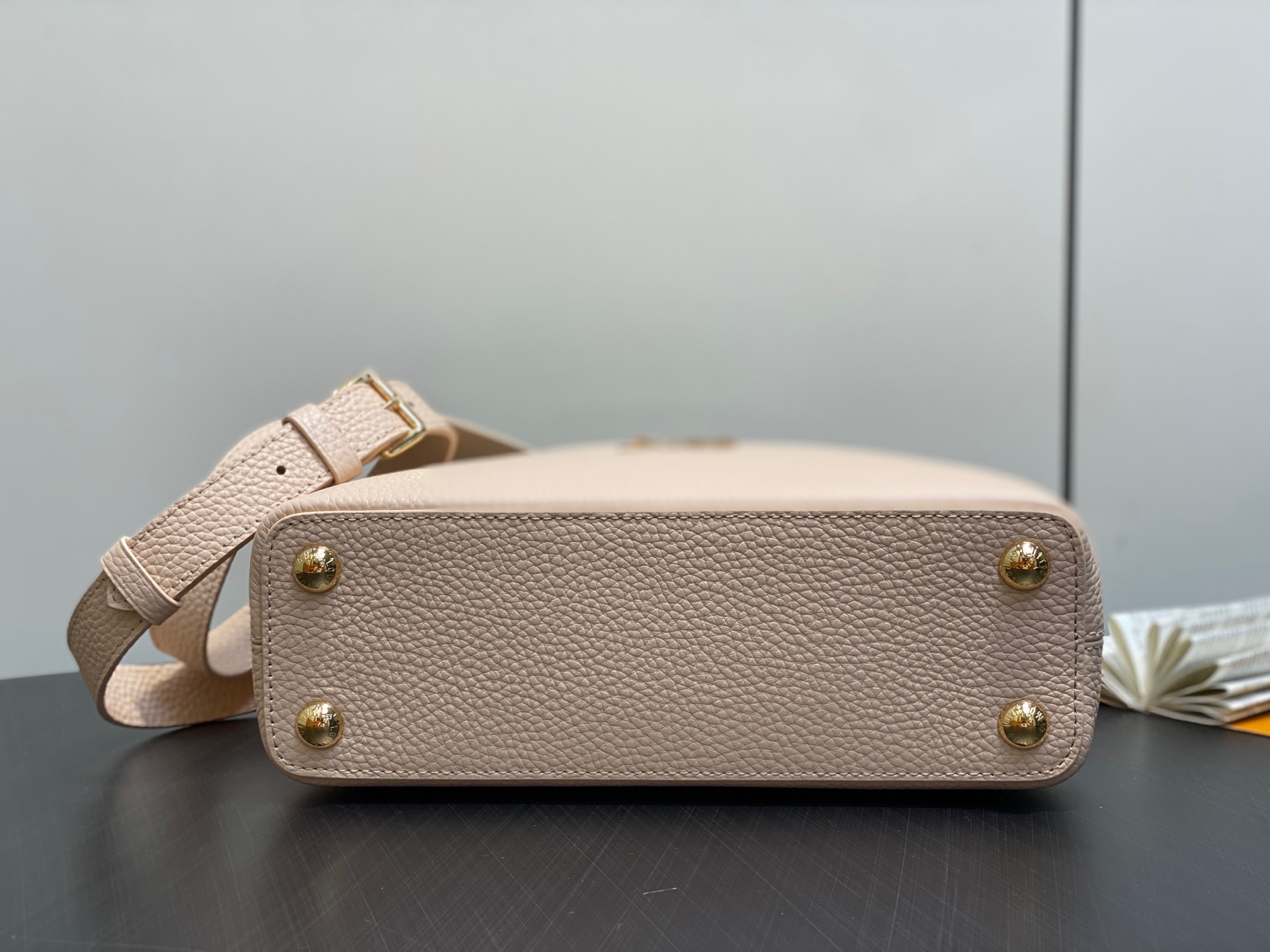 【顶级原单】M25461米黄色 全皮cap那英款系列 CAPUCINES BB手袋 M24727 Cap