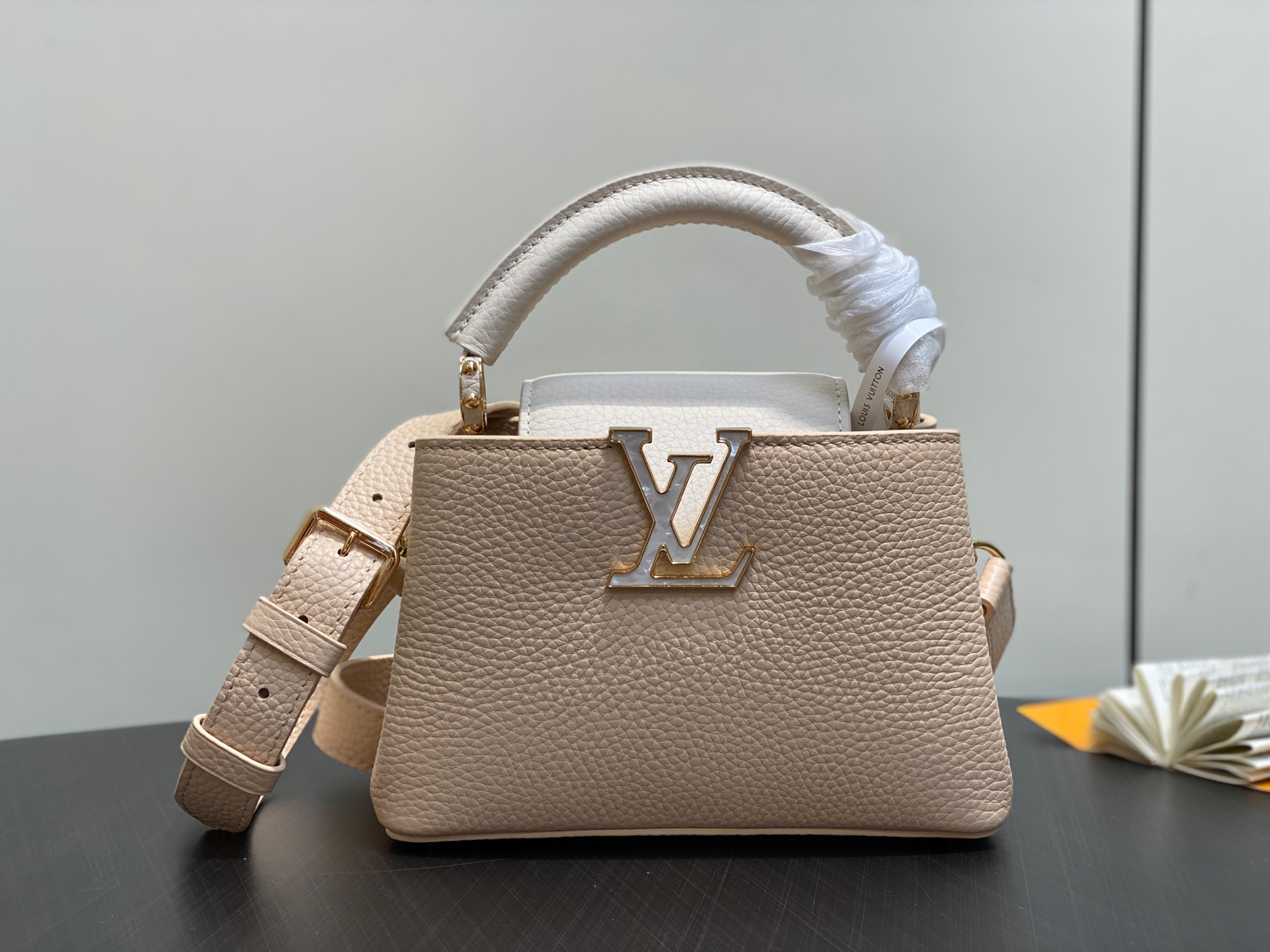 【顶级原单】M25461米黄色 全皮cap那英款系列 CAPUCINES 迷你手袋 M24727 Cap