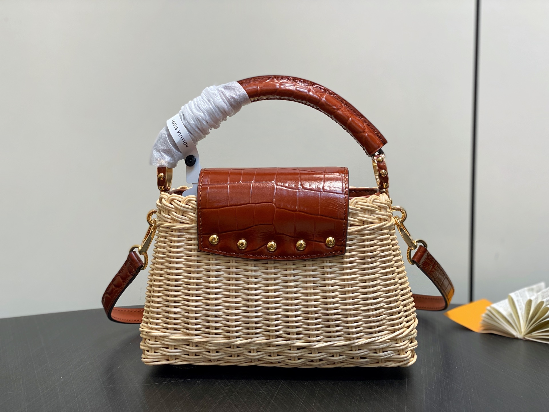 【顶级原单】M88126棕色编织 鳄鱼纹cap那英款 CAPUCINES mini 手袋 本款 Capu