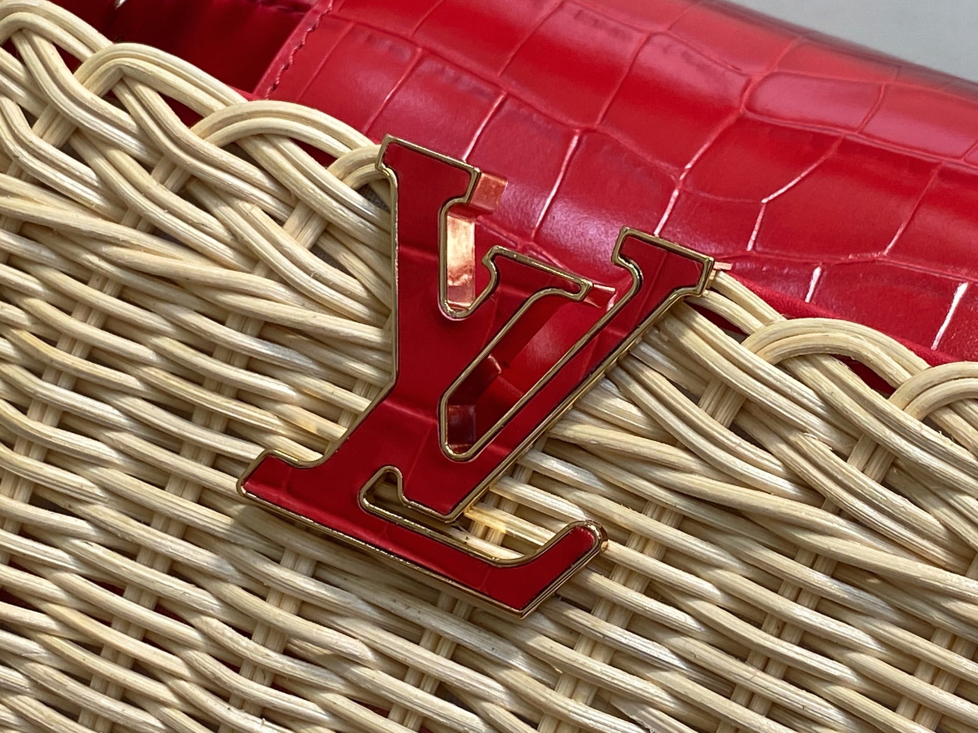 【顶级原单】M88126红色鳄鱼纹 编织cap那英款 CAPUCINES BB 手袋 编织/ 牛皮压鳄鱼