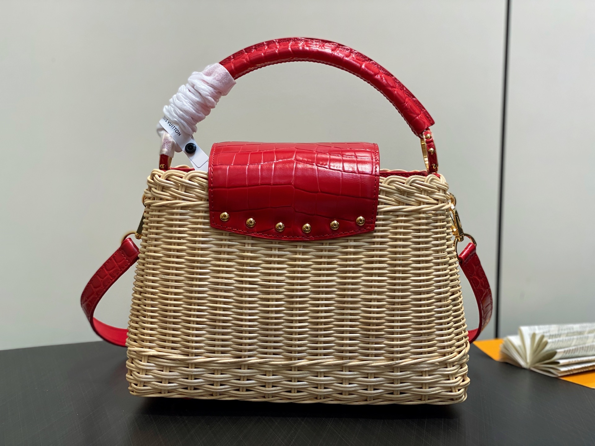 【顶级原单】M88126红色鳄鱼纹 编织cap那英款 CAPUCINES BB 手袋 编织/ 牛皮压鳄鱼