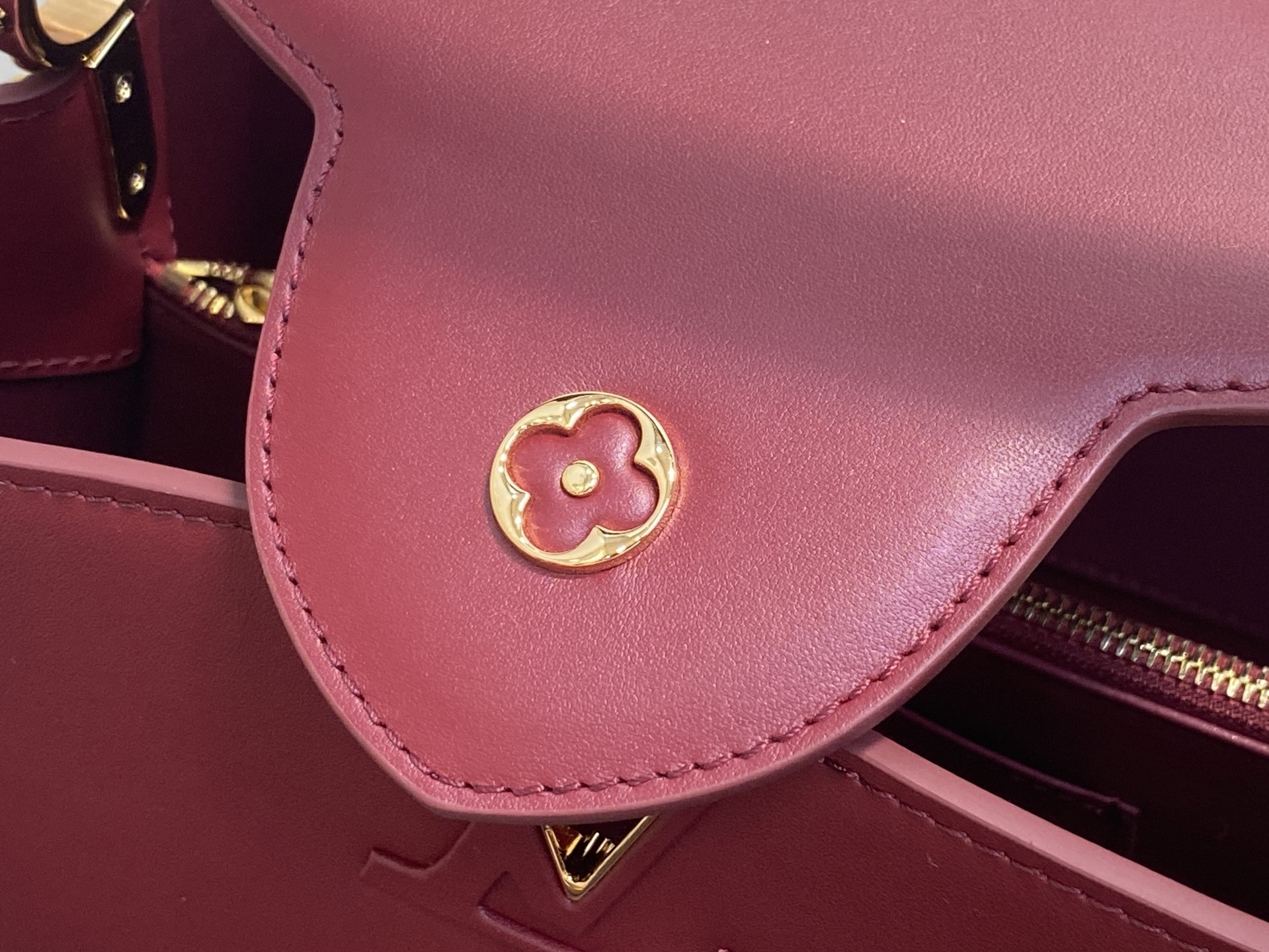 【顶级原单】M24607酒红 M24879 全皮cap那英款系列 CAPUCINES SOUPLE 大号