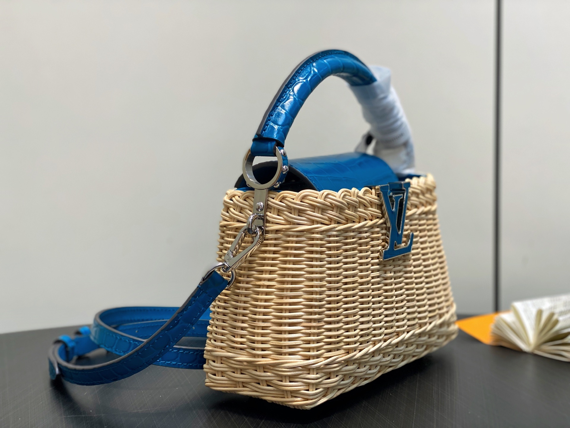 【顶级原单】M88126蓝色编织 鳄鱼纹cap那英款 CAPUCINES mini 手袋 本款 Capu