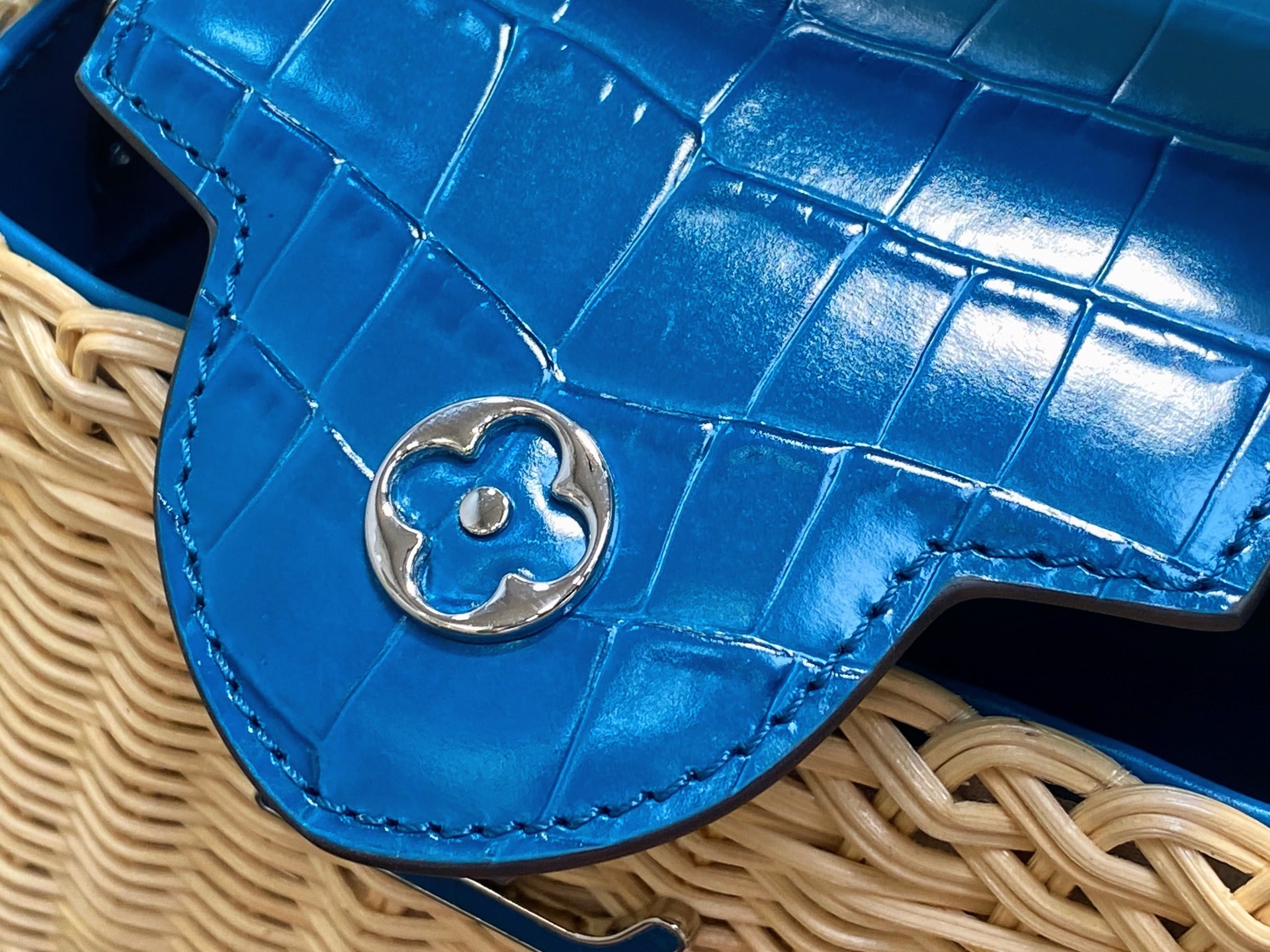 【顶级原单】M88126蓝色编织 鳄鱼纹cap那英款 CAPUCINES mini 手袋 本款 Capu