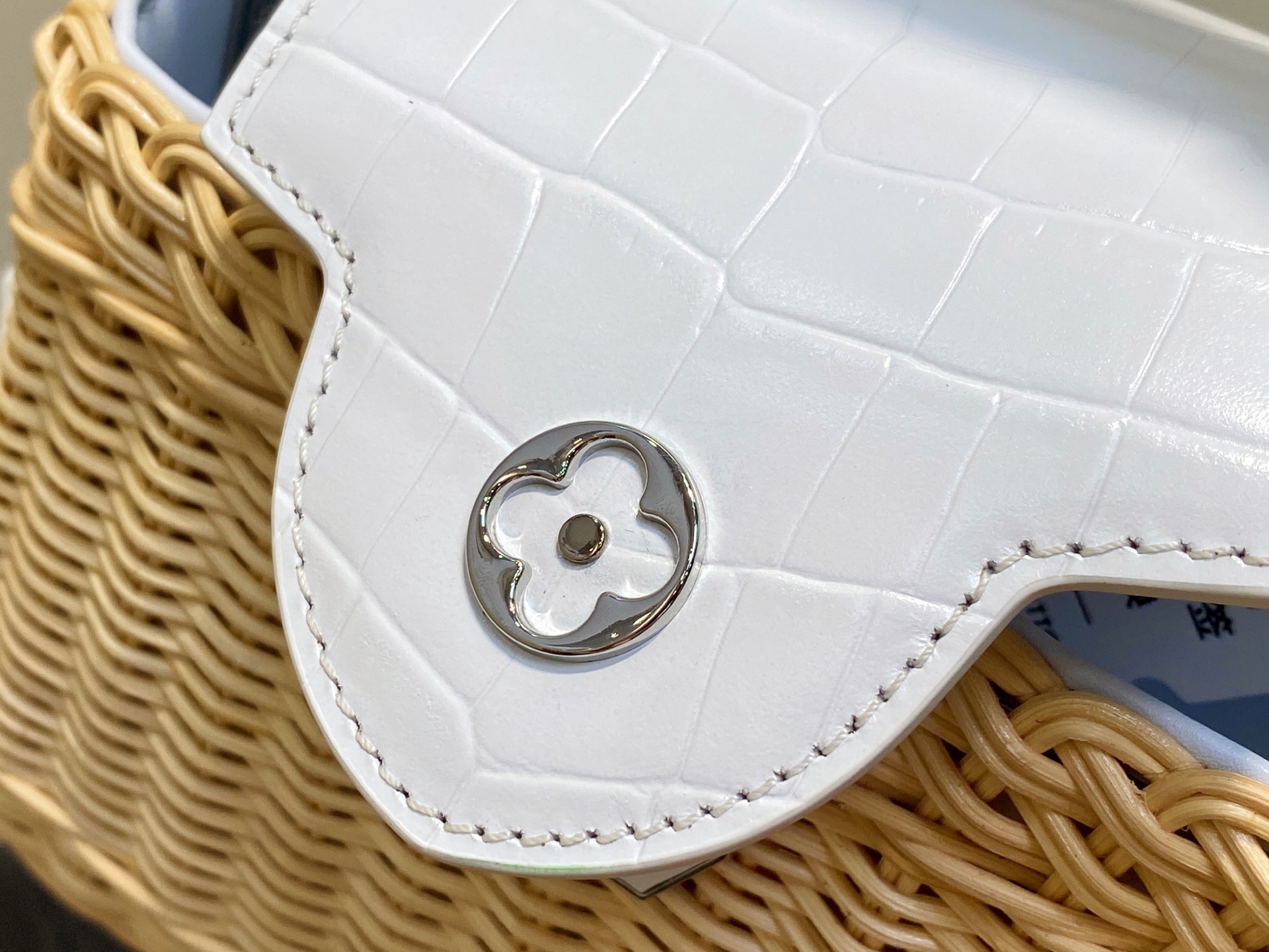 【顶级原单】M88126白色编织 鳄鱼纹cap那英款 CAPUCINES mini 手袋 本款 Capu