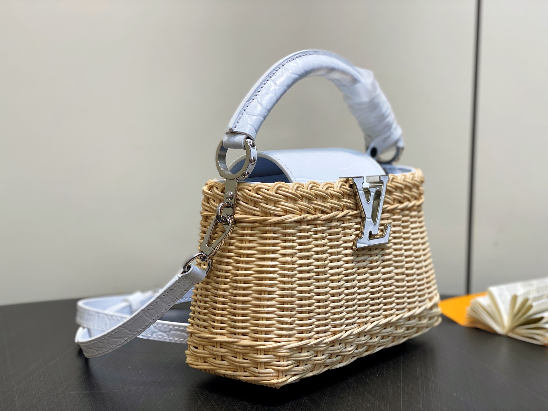 【顶级原单】M88126白色编织 鳄鱼纹cap那英款 CAPUCINES mini 手袋 本款 Capu