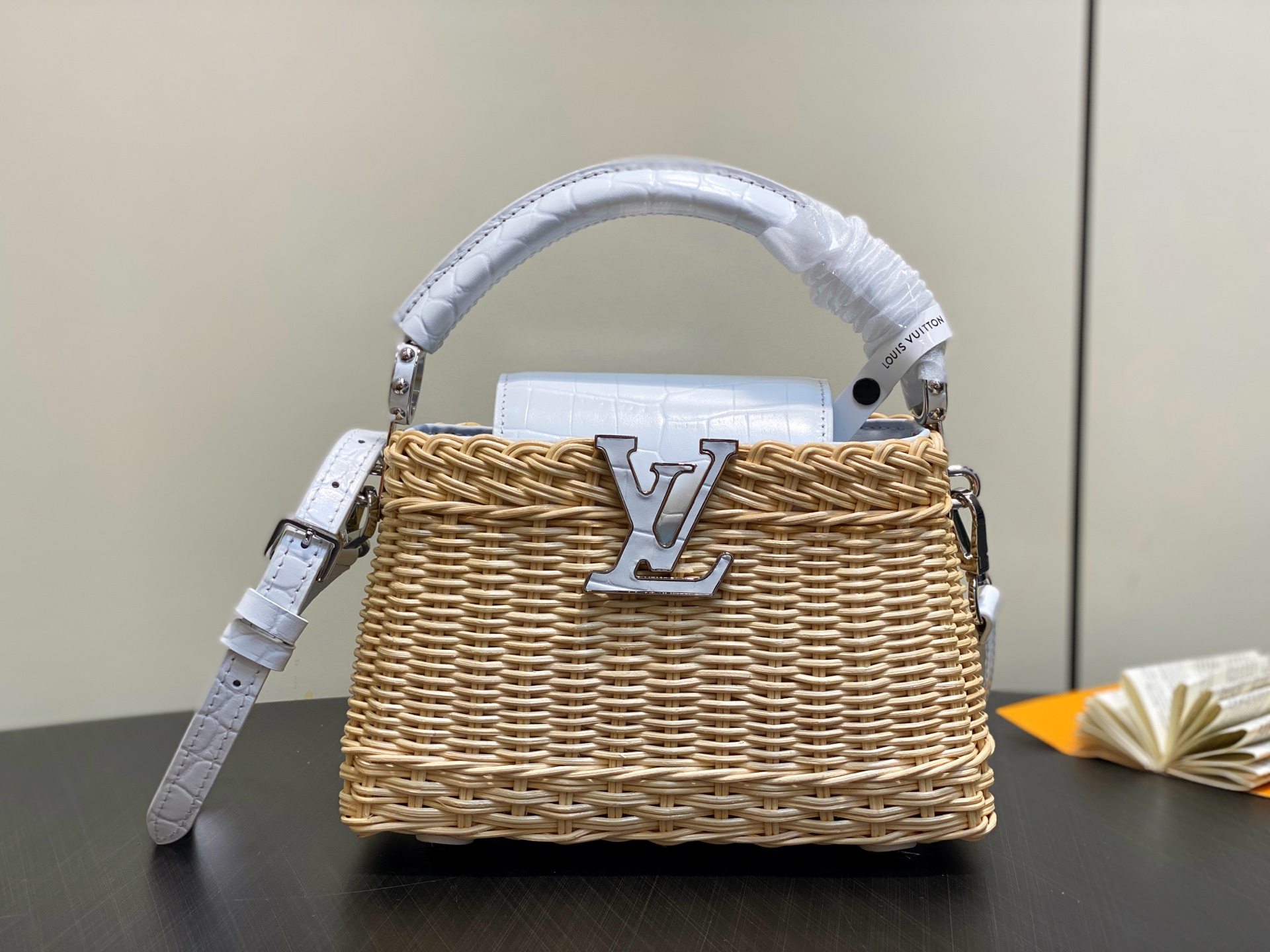 【顶级原单】M88126白色编织 鳄鱼纹cap那英款 CAPUCINES mini 手袋 本款 Capu