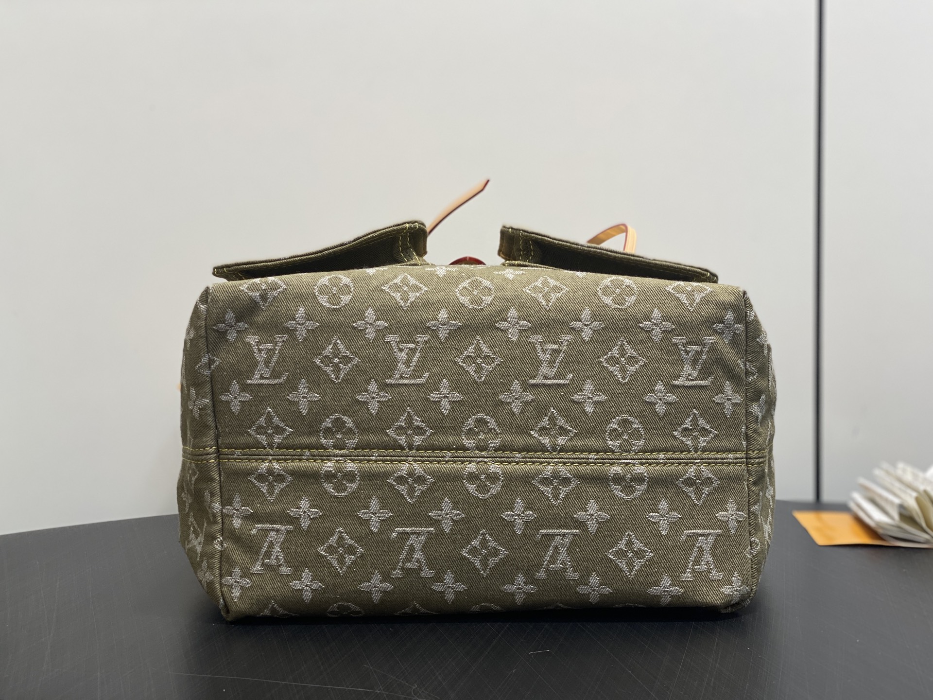 【顶级原单】M95241草绿色 丹宁牛仔布双肩包 Lv Vintage 双肩包 M95240玫粉色 M9