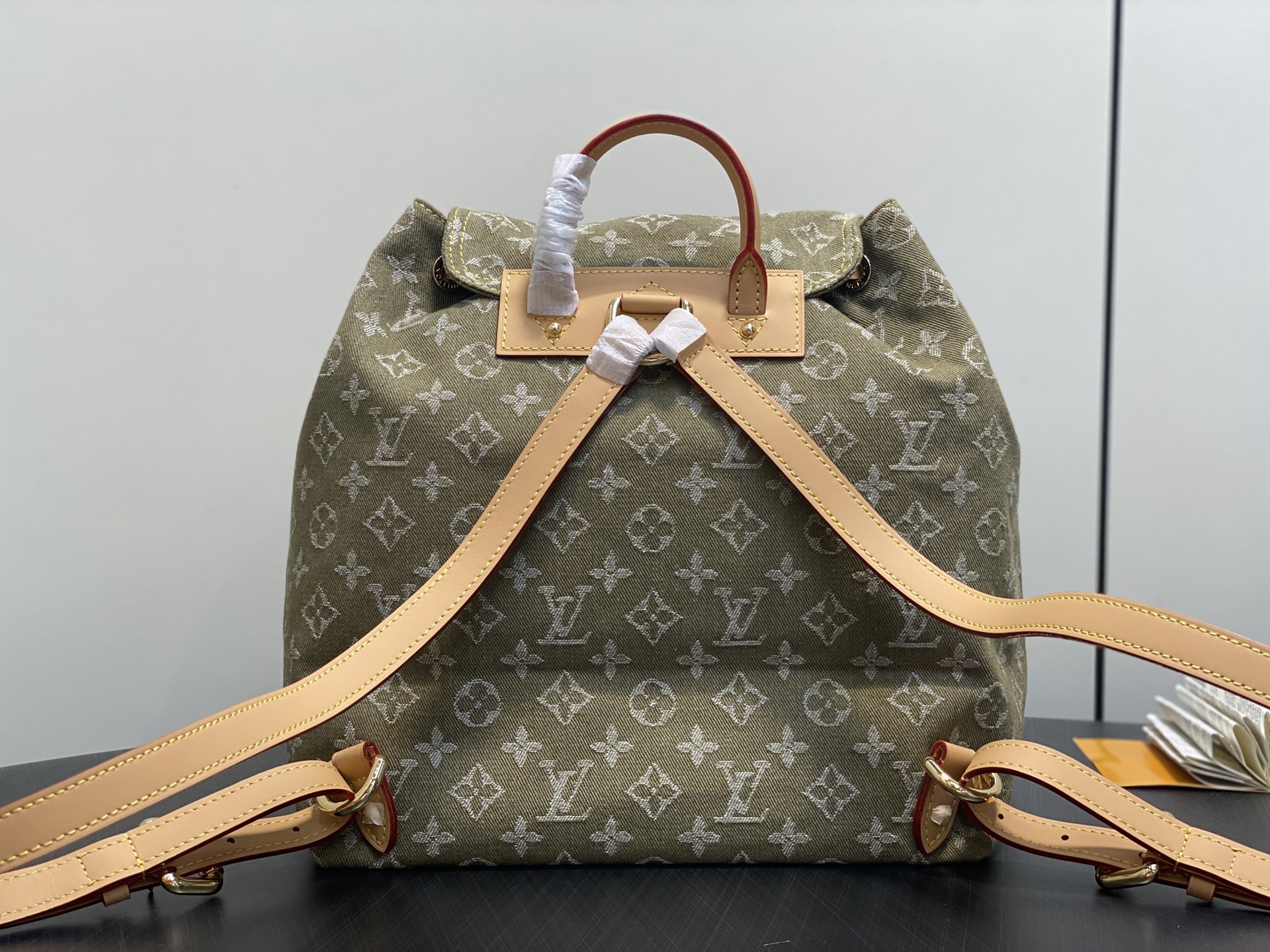 【顶级原单】M95241草绿色 丹宁牛仔布双肩包 Lv Vintage 双肩包 M95240玫粉色 M9