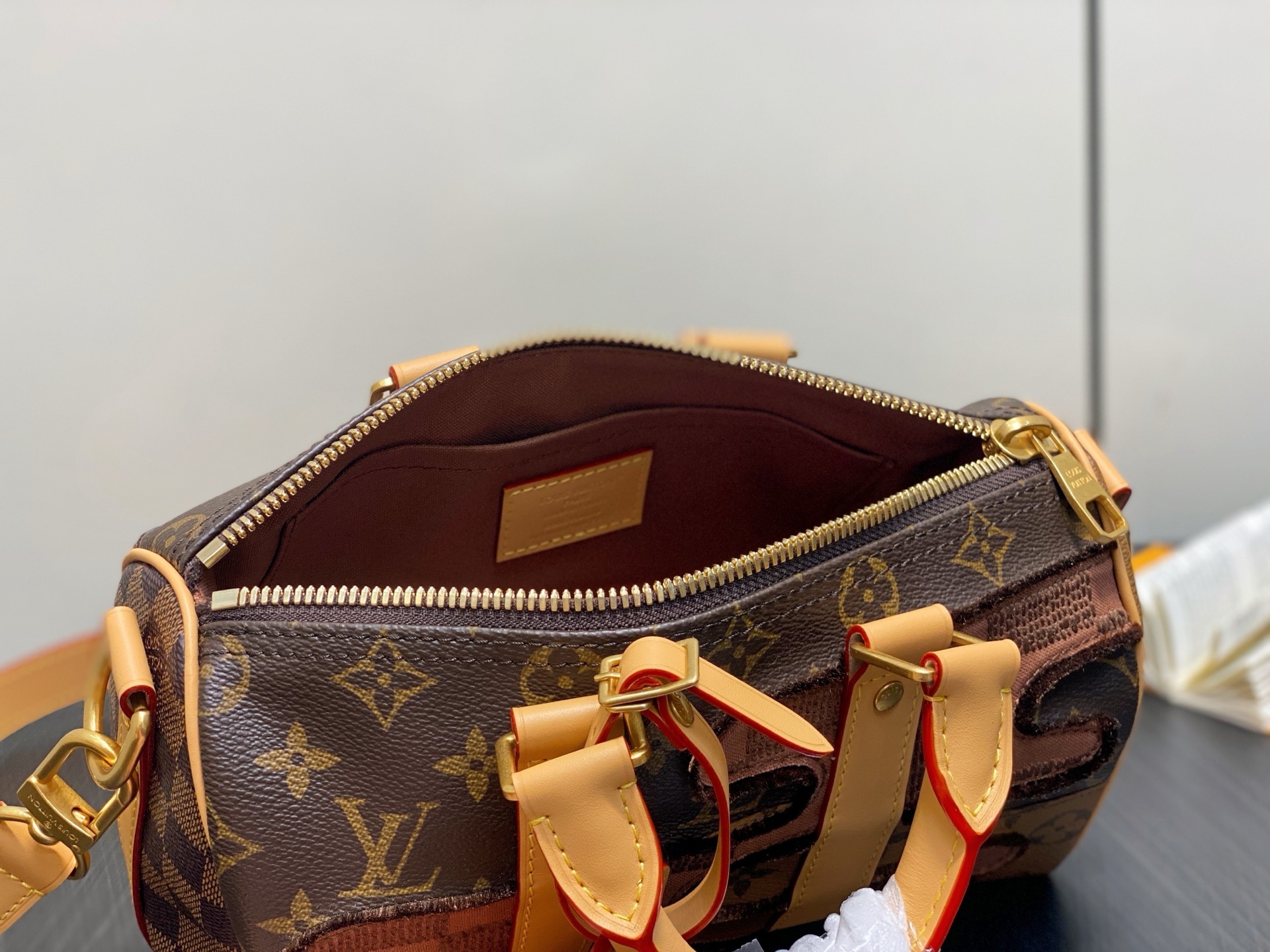 【顶级原单】M15428老花拼色 男包枕头包 Keepall Bandoulière 手袋 本款 Kee