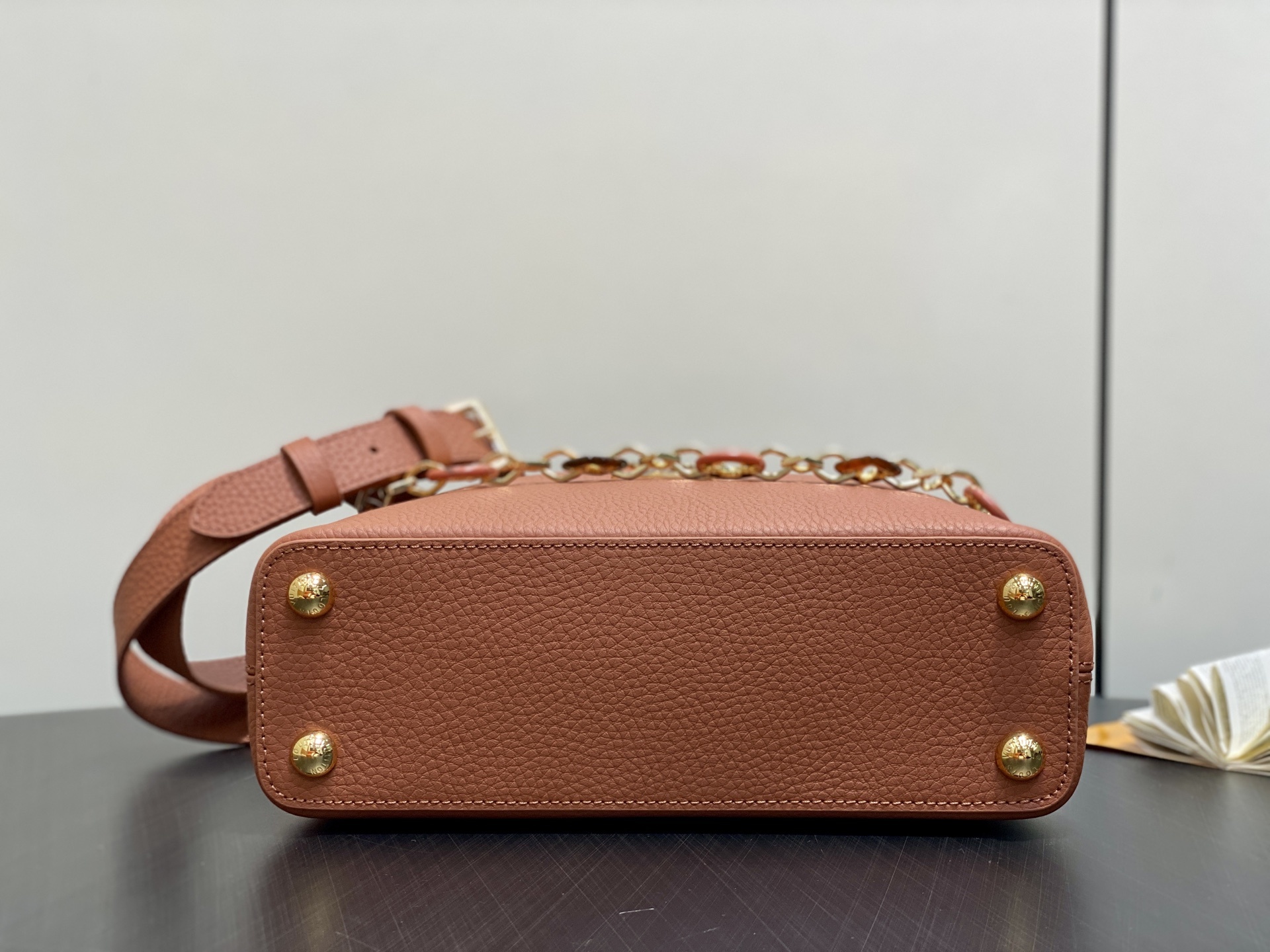 【顶级原单】M14970棕色 M14381 链条全皮cap那英款 CAPUCINES BB手袋 Capu