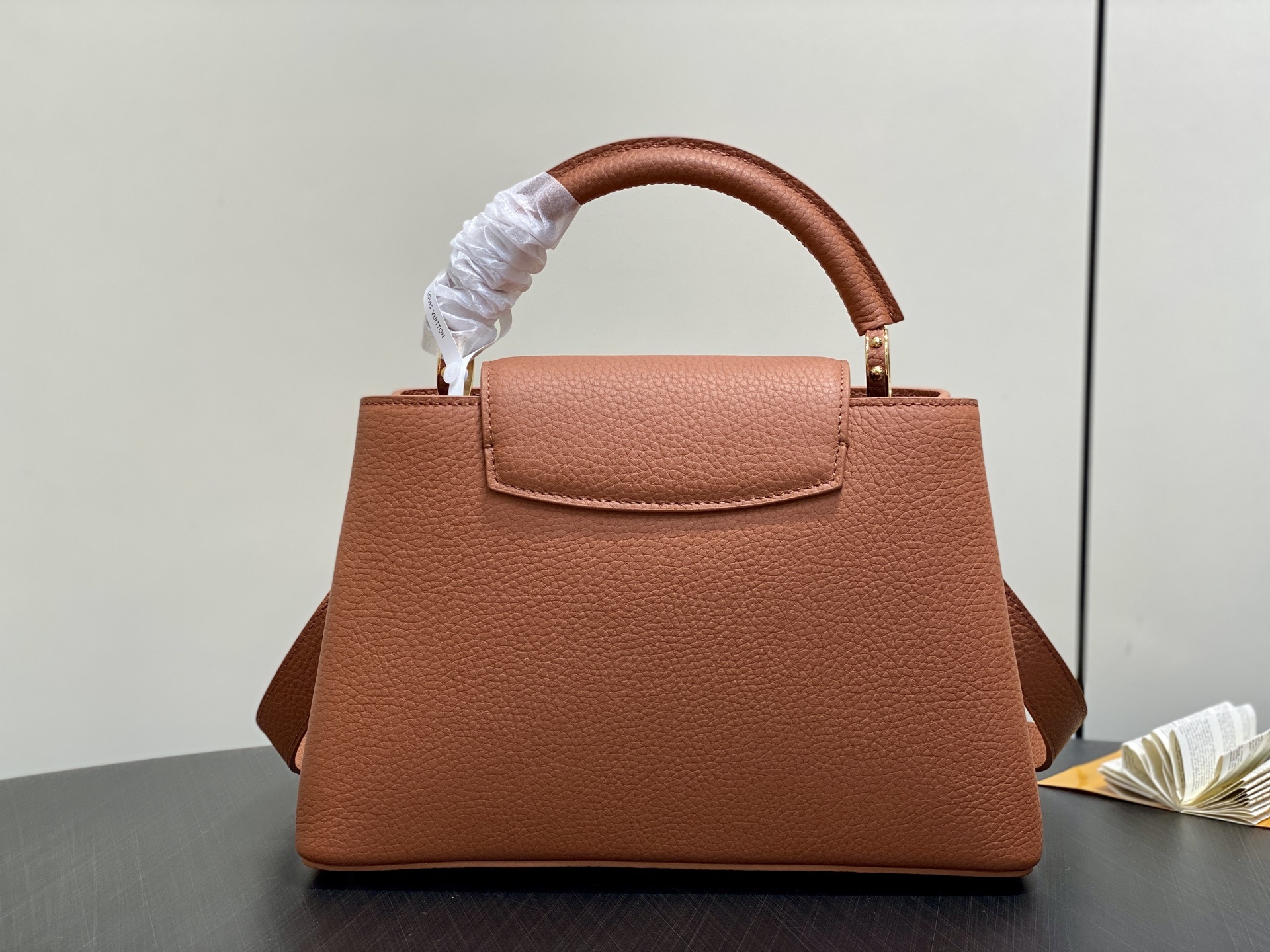 【顶级原单】M14970棕色 M14381 链条全皮cap那英款 CAPUCINES 中号手袋 Capu