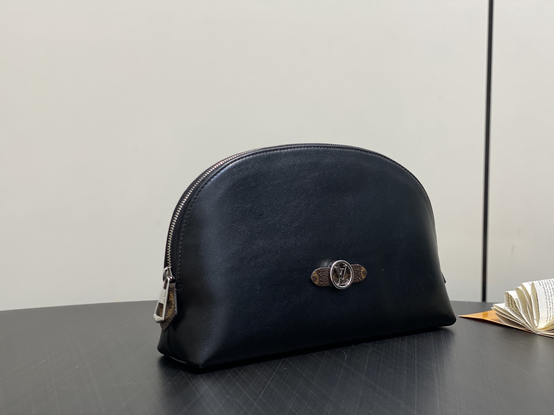 Louis Vuitton Pochette Cosmétique Medium Black Leather Cosmetic Pouch 2 i1756792715427 3709 0 1