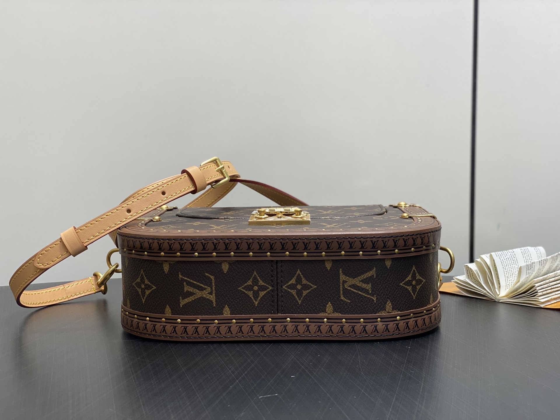 【顶级原单】M15166老花 硬箱子盒子包 当季新款 MONTSOURIS TRUNK 手袋 本款 Mo