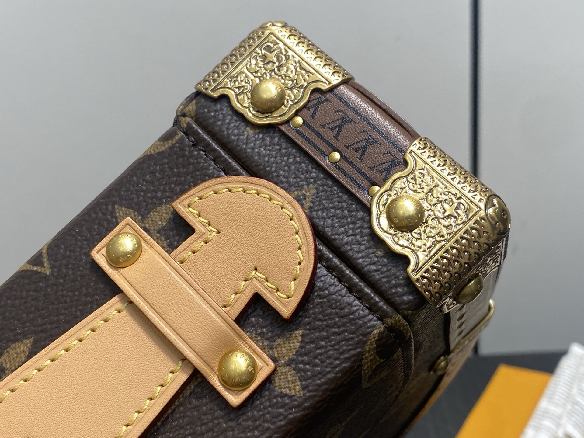 【顶级原单】M15166老花 硬箱子盒子包 当季新款 MONTSOURIS TRUNK 手袋 本款 Mo