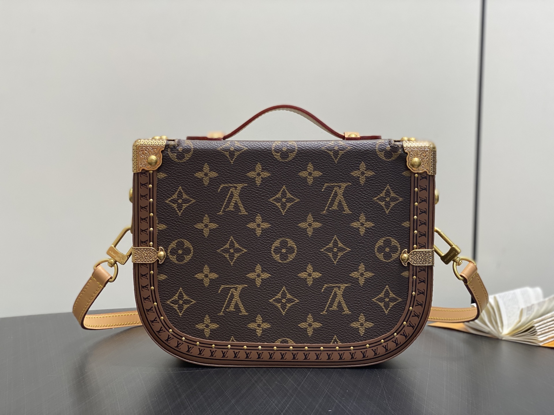 【顶级原单】M15166老花 硬箱子盒子包 当季新款 MONTSOURIS TRUNK 手袋 本款 Mo