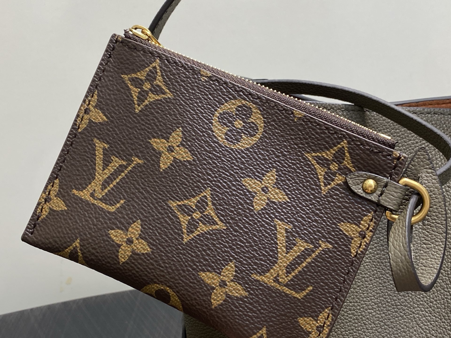 【顶级原单】M14416卡其绿 全皮水桶包 LOW KEY ALL IN BB 手袋 m25543 黑色