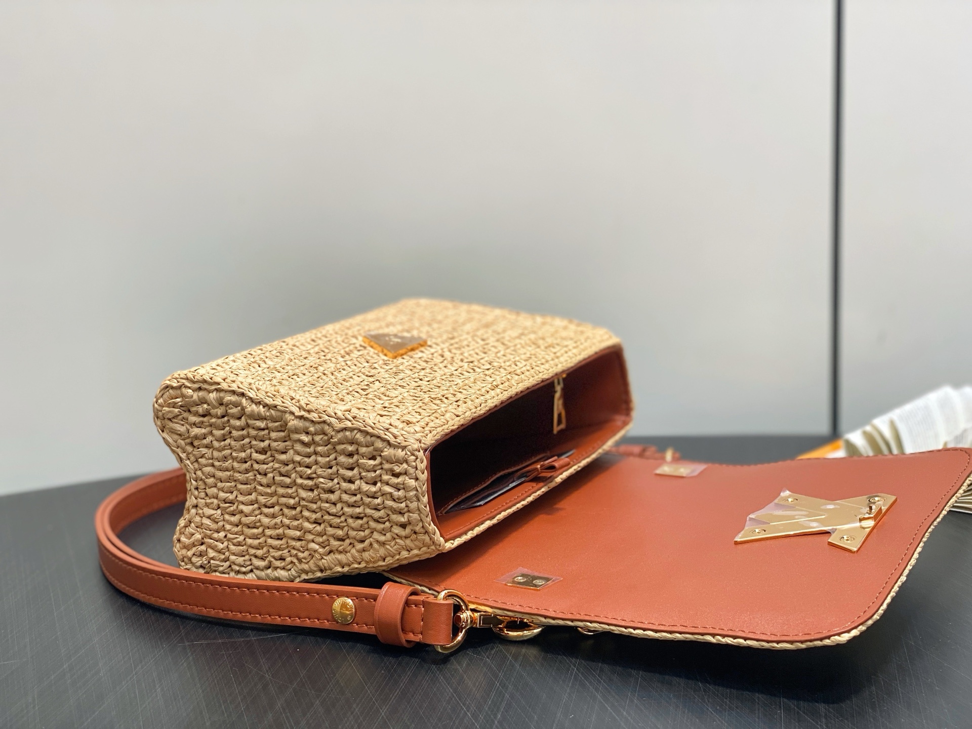 【顶级原单】M14309编织 拉菲草草编Twist 当季新款 TWIST SLIM 小号手袋 本款 Tw