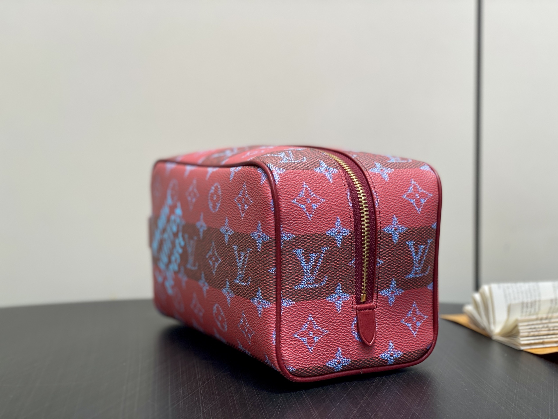 【顶级原单】M36903红色 洗漱包手拿包 当季新款 LOCKER DOPP KIT 盥洗袋 本款 Lo