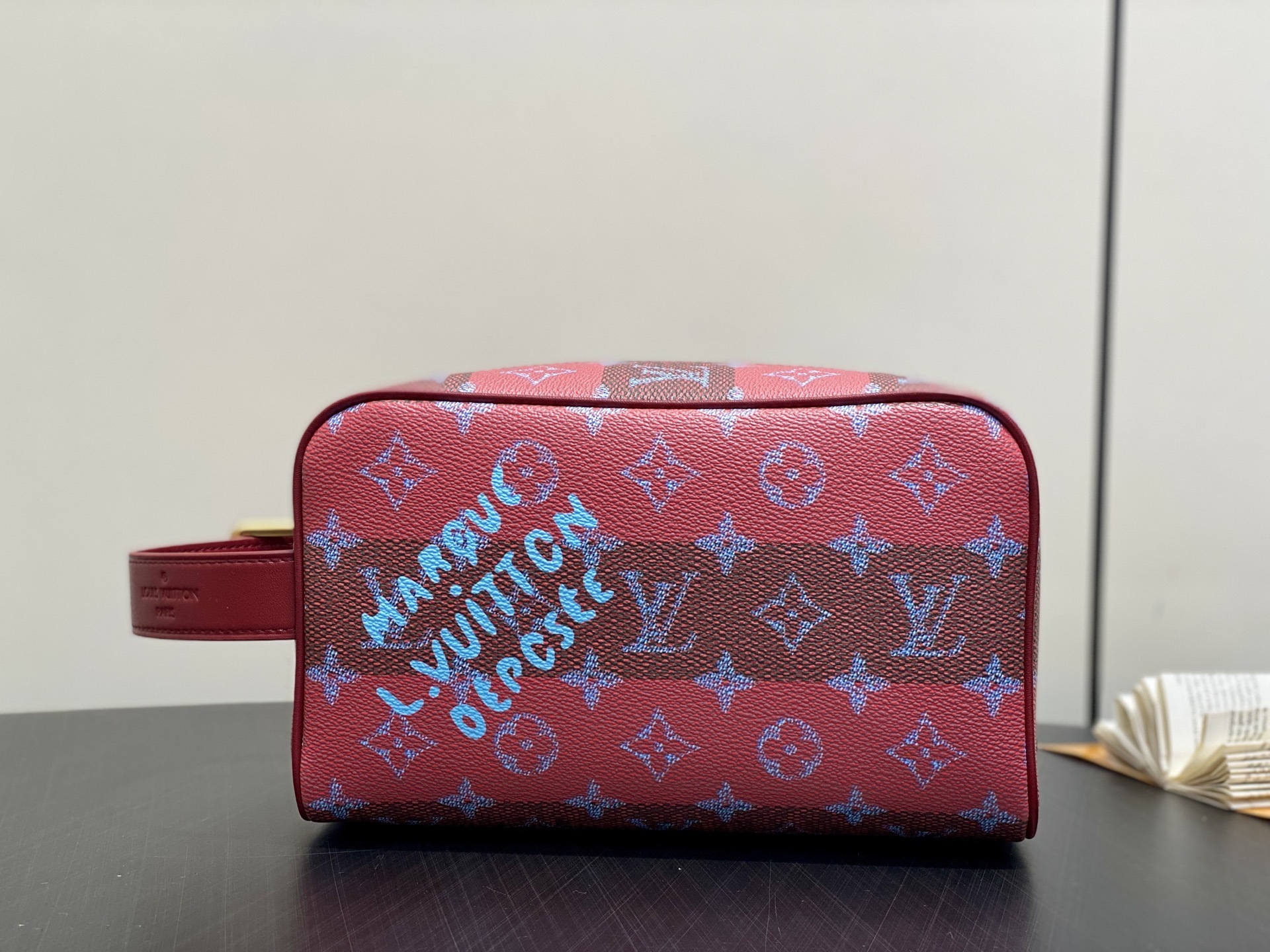 【顶级原单】M36903红色 洗漱包手拿包 当季新款 LOCKER DOPP KIT 盥洗袋 本款 Lo