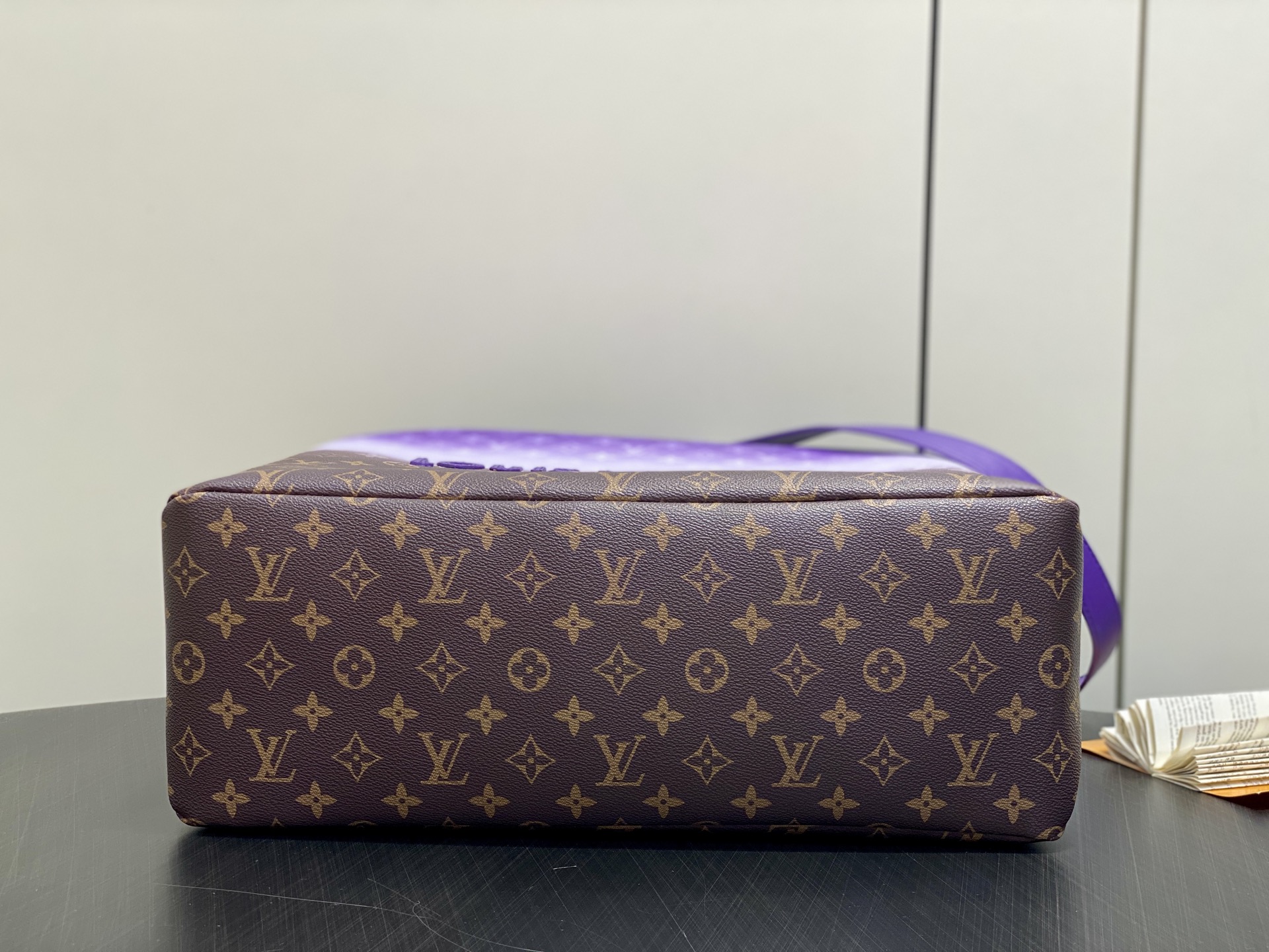 Louis Vuitton Shopper Tote Bag: Purple Ombre, Damier Ebene Canvas, M13923 5 i1757911696081 17 0 3