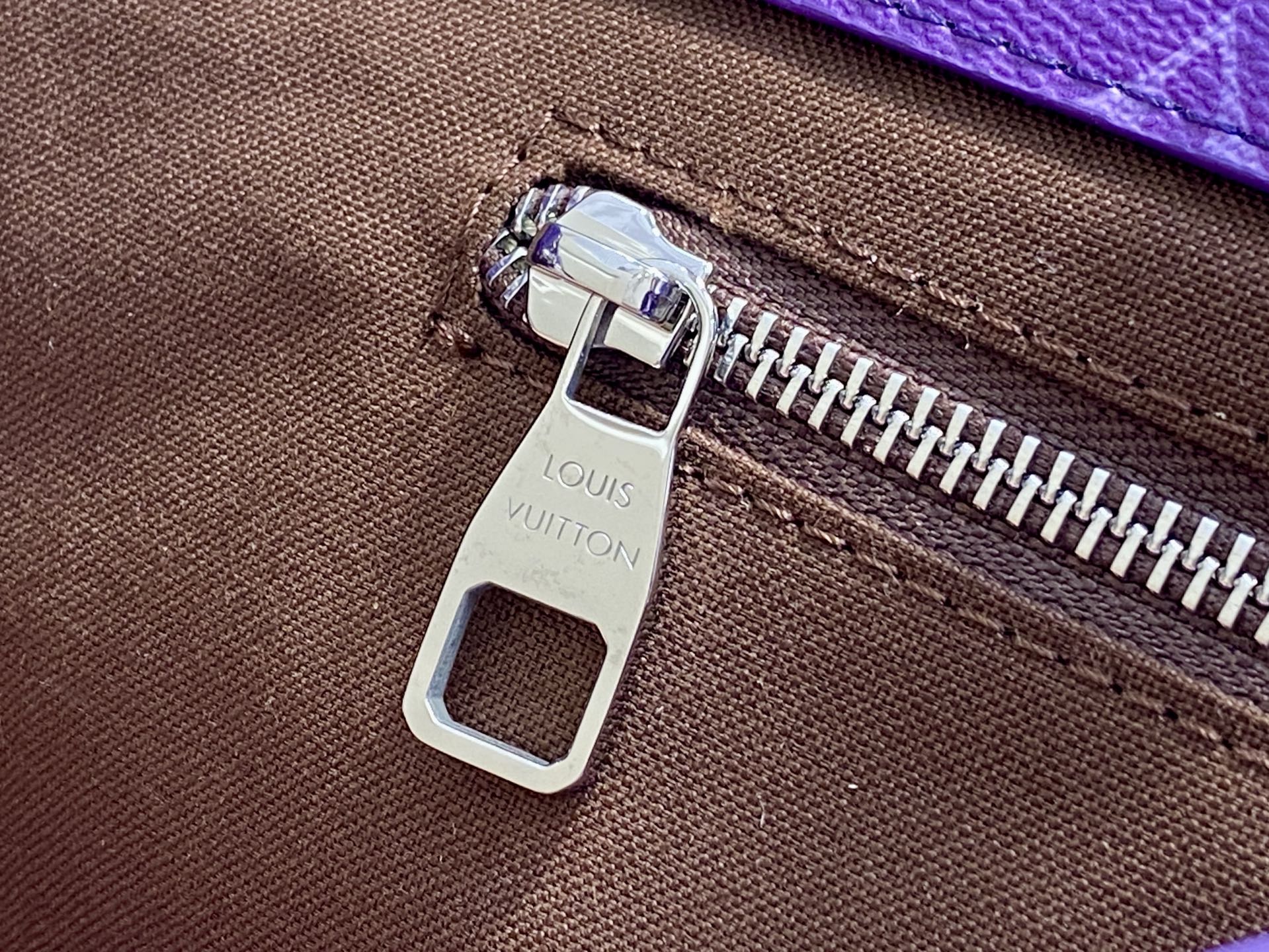 Louis Vuitton Shopper Tote Bag: Purple Ombre, Damier Ebene Canvas, M13923 10 i1757911697686 8709 0 8