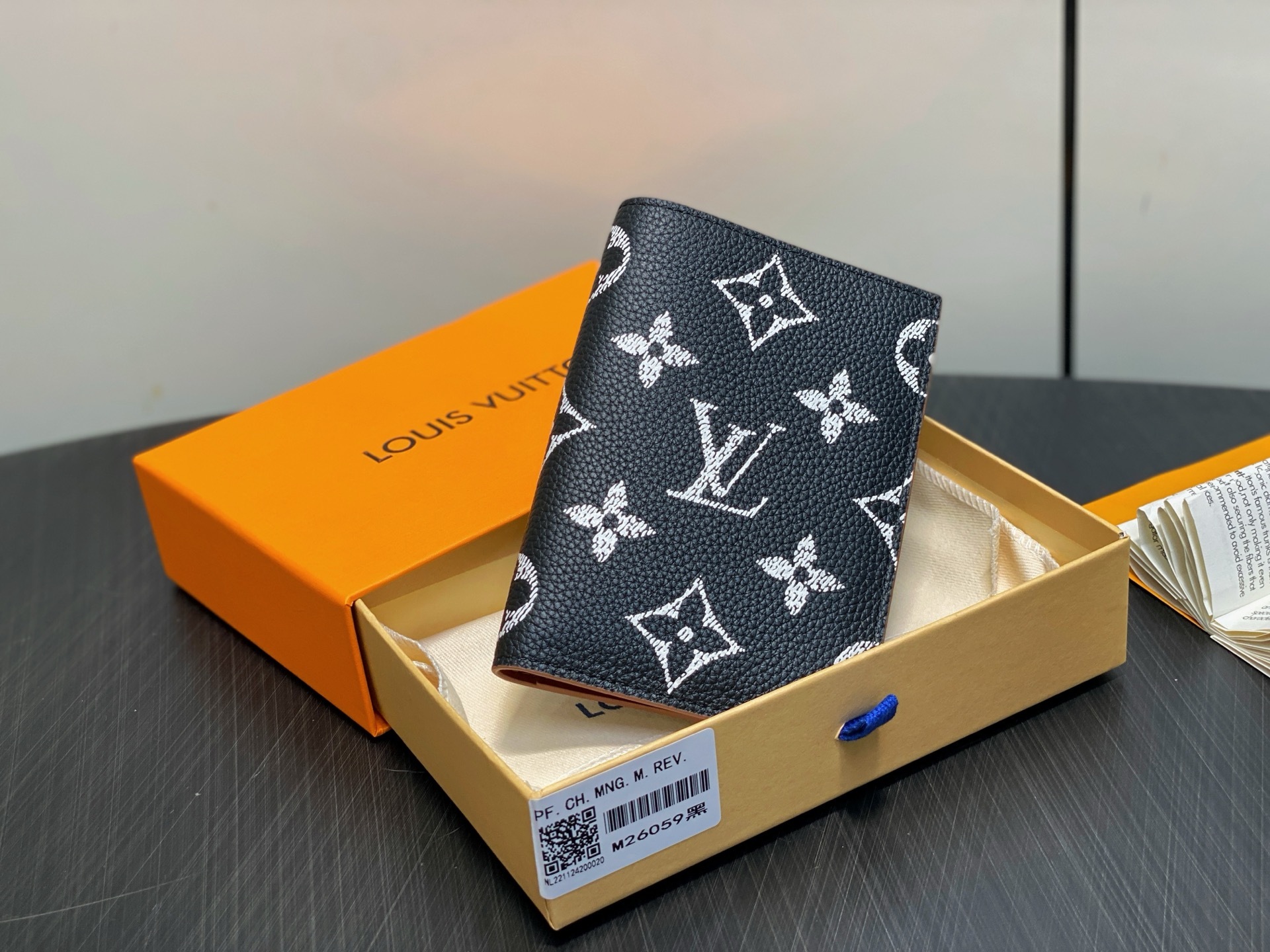 【顶级原单】M26059黑色 全皮护照夹护照套 本款护照套为 Monogram Empreinte 皮革