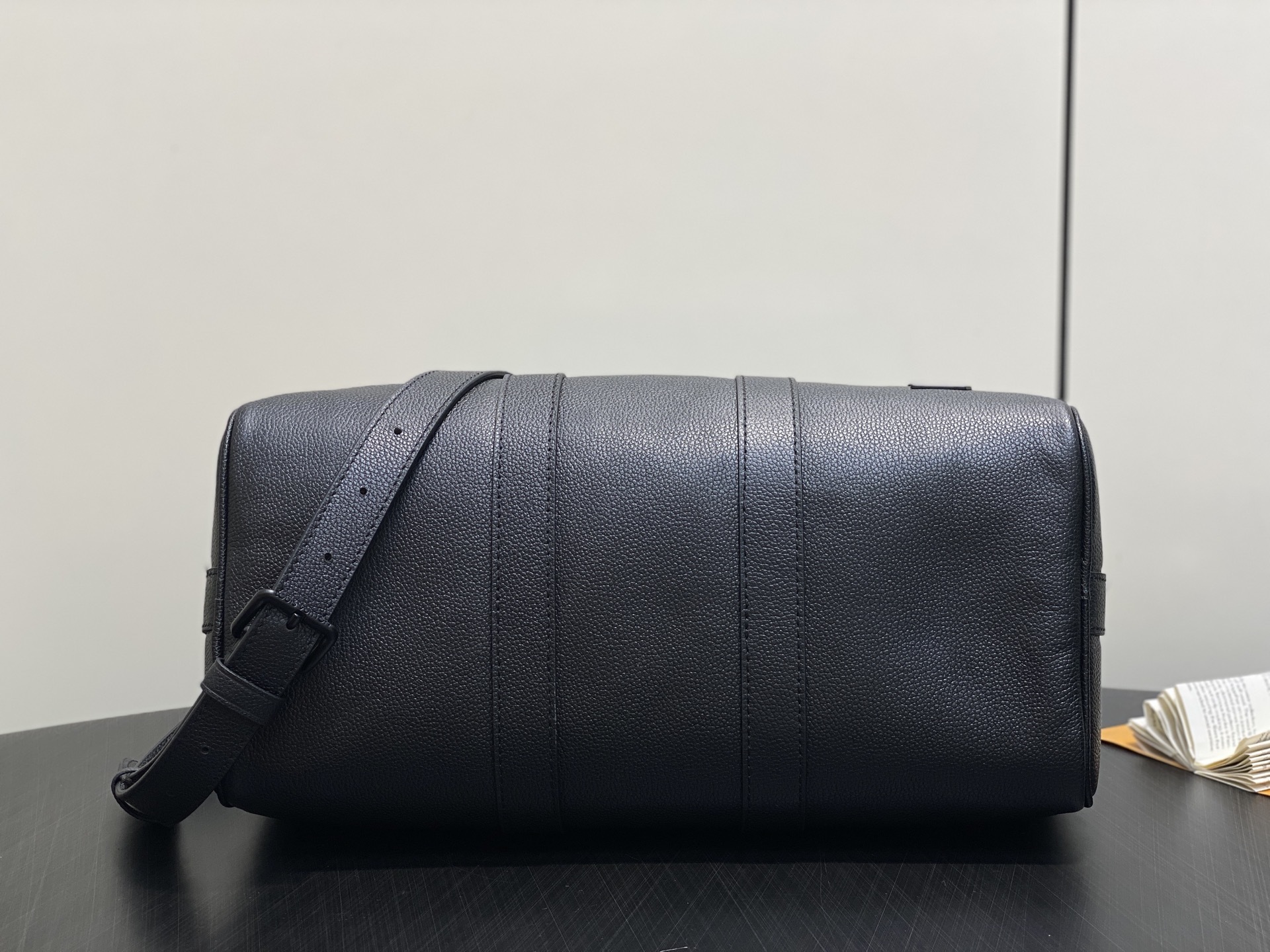 【顶级原单】M15249黑色 全皮旅行袋 Keepall Bandoulière 35手袋 这款实用百搭