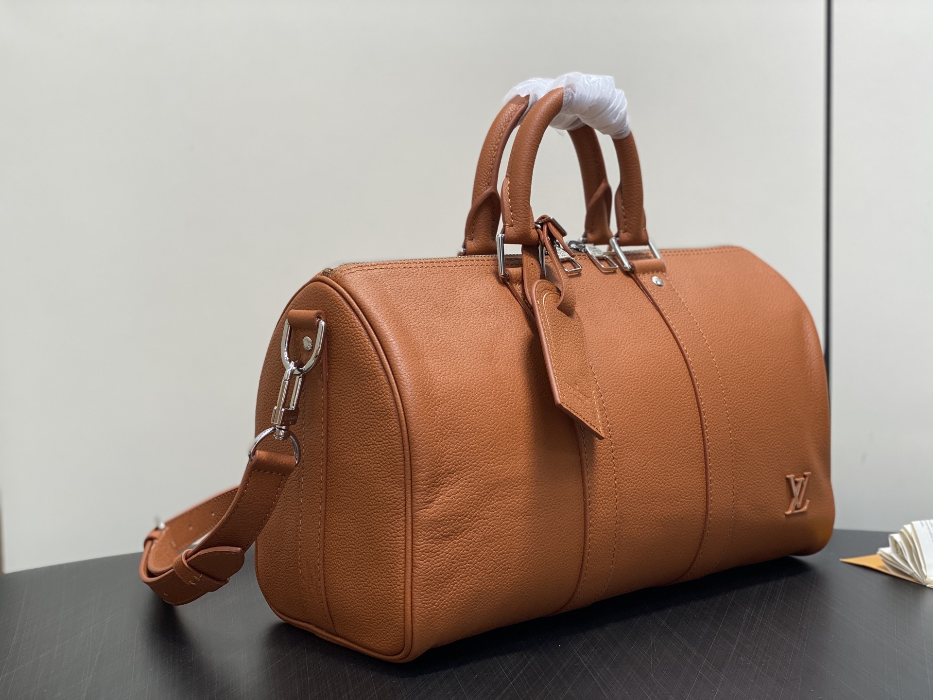 【顶级原单】M25980棕色 全皮旅行袋 Keepall Bandoulière 35手袋 这款实用百搭
