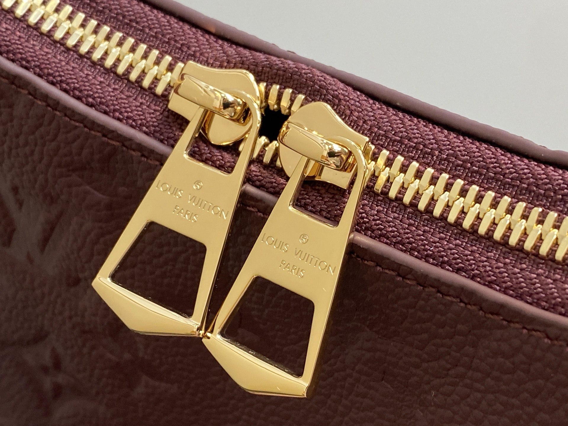 【顶级原单】M12930紫红色 M25827全皮链条包牛角包 Boulogne PM 手袋 本季的布洛涅