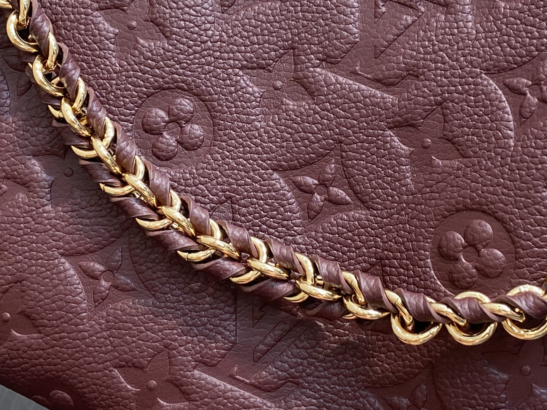 【顶级原单】M12930紫红色 M25827全皮链条包牛角包 Boulogne PM 手袋 本季的布洛涅