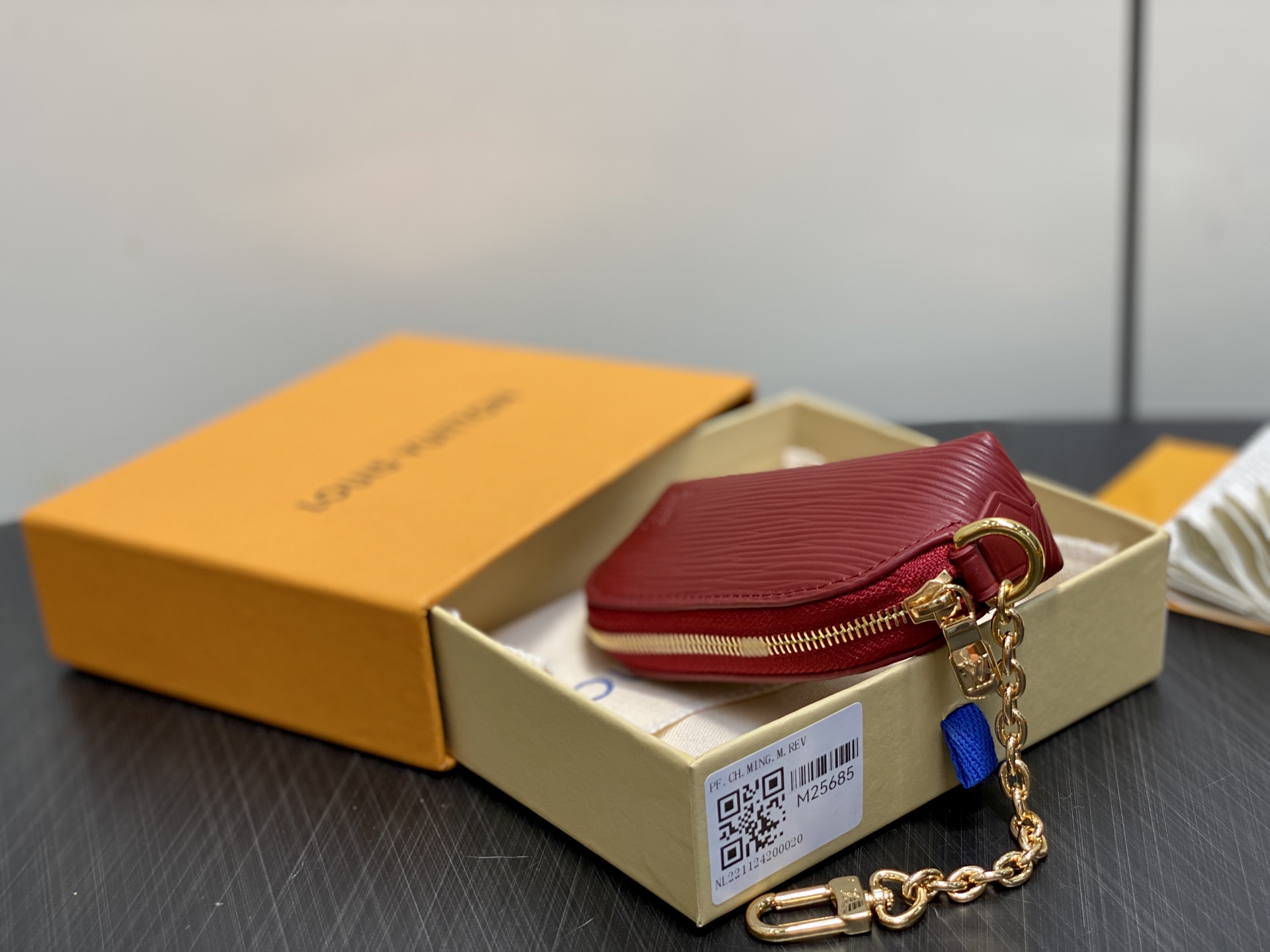 【顶级原单】M25685紫红色 链条口红包化妆包 当季新款 LIPSTICK 化妆包 Lipstick 