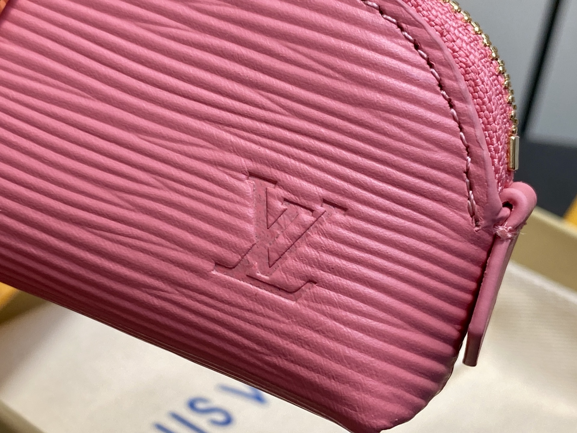 【顶级原单】M25686粉色 链条口红包化妆包 当季新款 LIPSTICK 化妆包 Lipstick 化