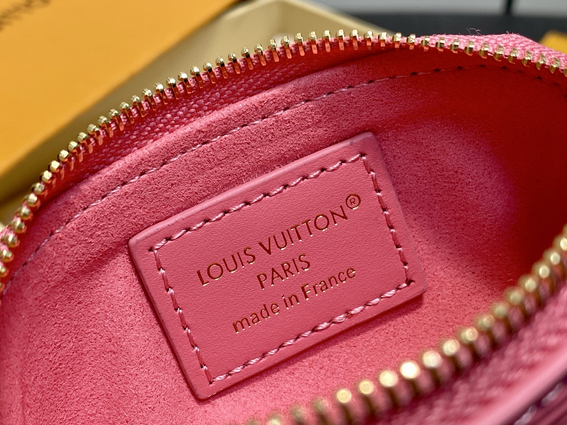 【顶级原单】M25686粉色 链条口红包化妆包 当季新款 LIPSTICK 化妆包 Lipstick 化