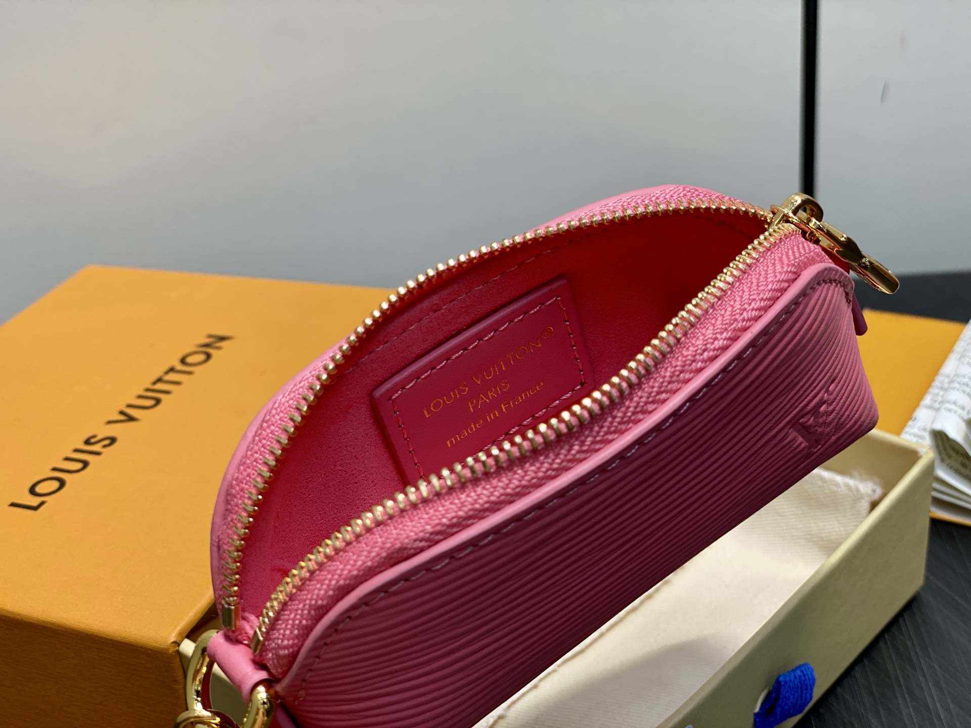 【顶级原单】M25686粉色 链条口红包化妆包 当季新款 LIPSTICK 化妆包 Lipstick 化