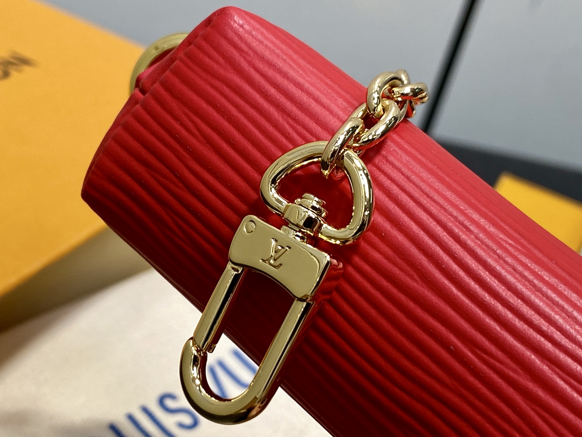 【顶级原单】M25687红色 链条口红包化妆包 当季新款 LIPSTICK 化妆包 Lipstick 化