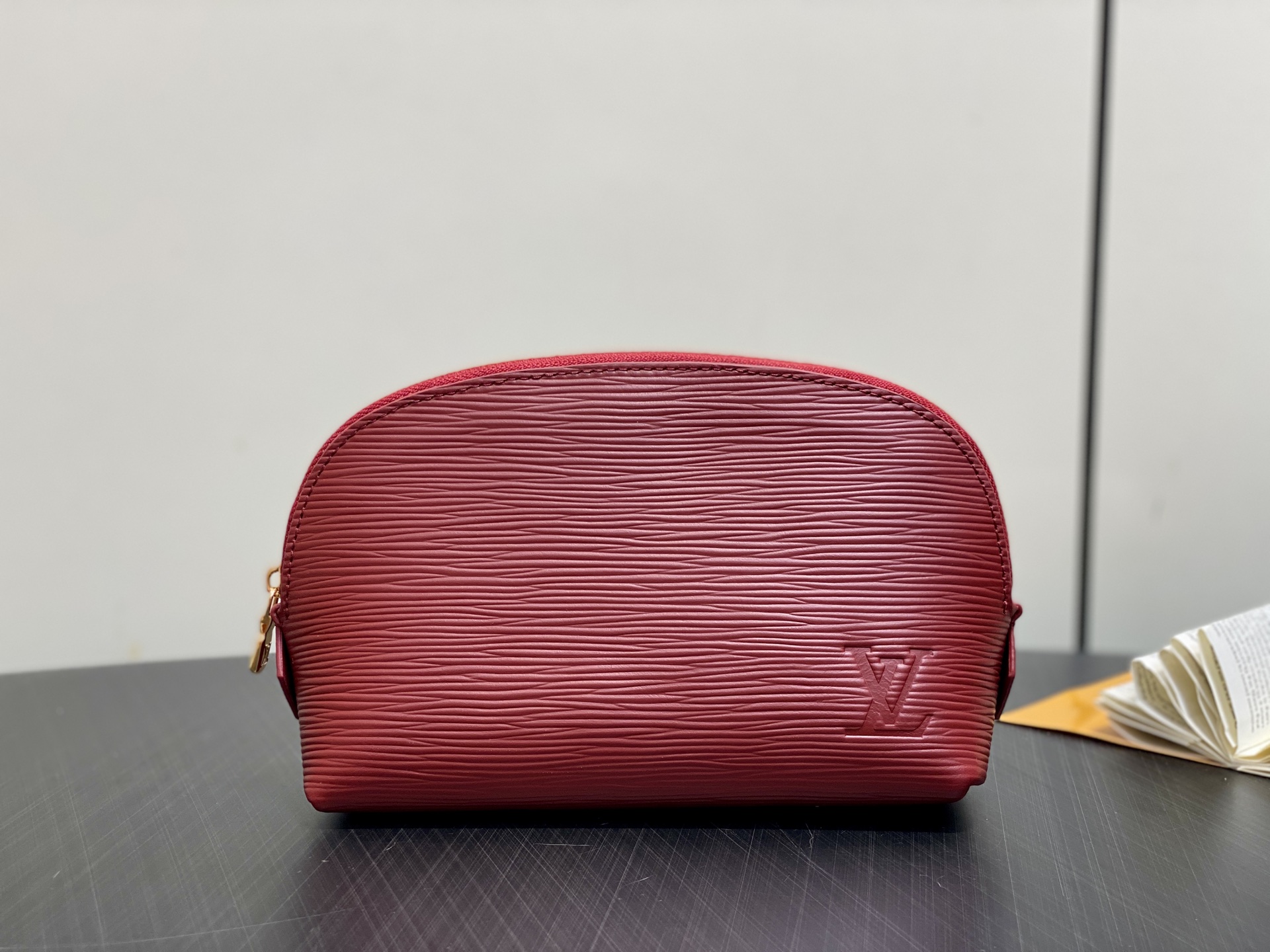 【顶级原单】M15201紫红色 水波纹化妆包 当季新款 POCHETTE COSMÉTIQUE 小号化妆