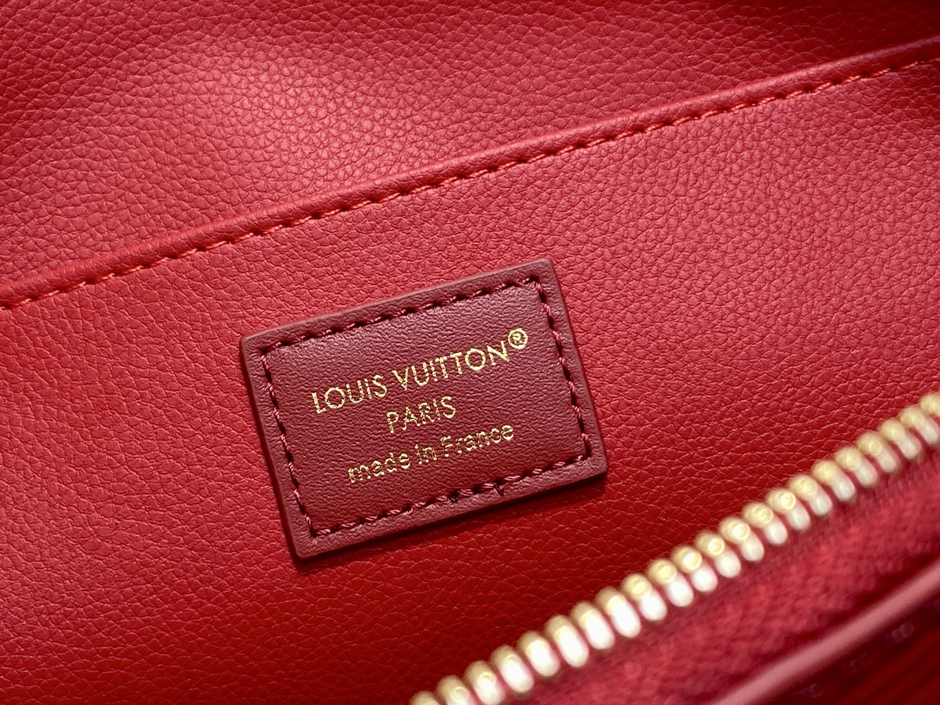 【顶级原单】M15201紫红色 水波纹化妆包 当季新款 POCHETTE COSMÉTIQUE 中号化妆