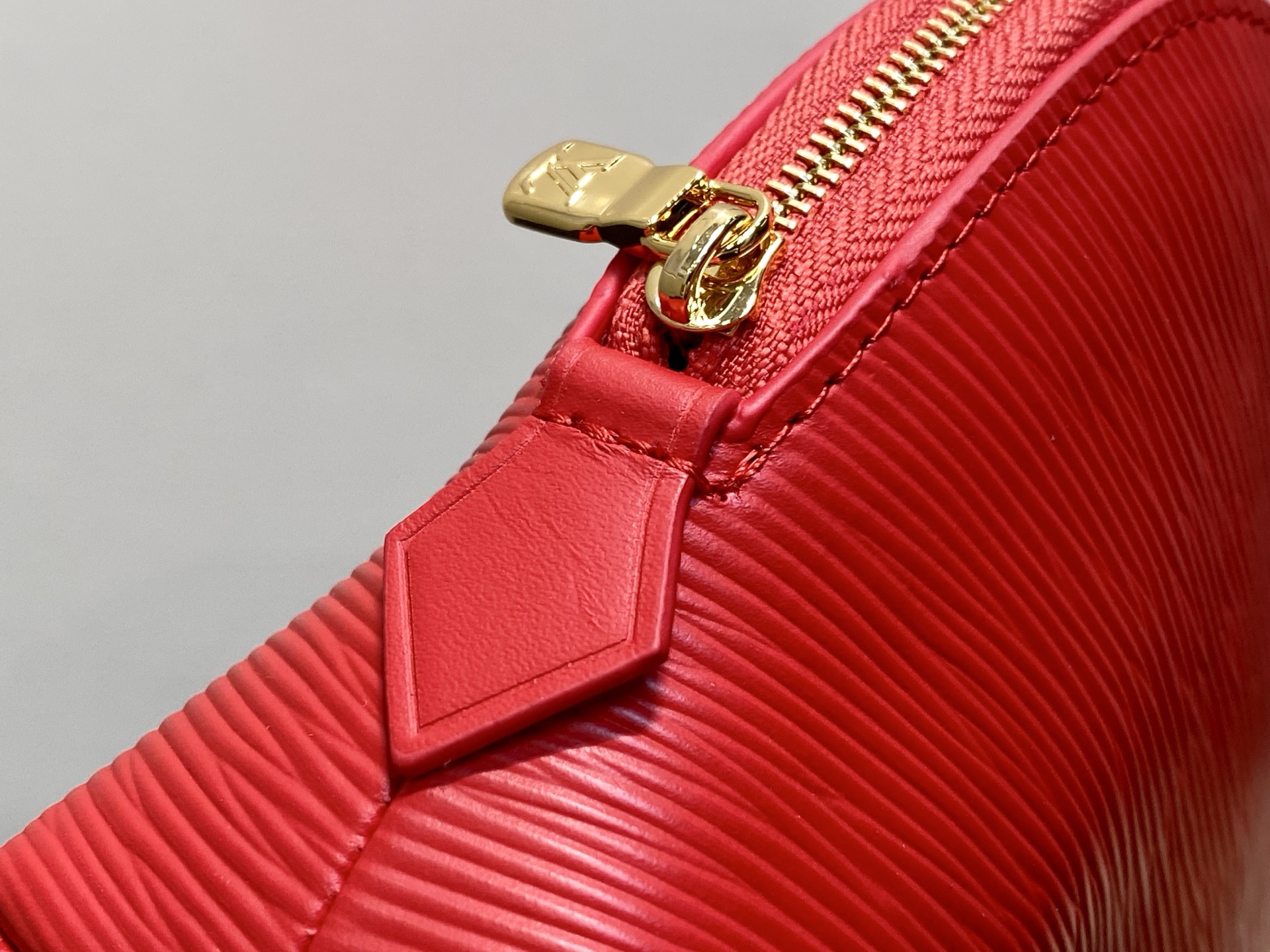 【顶级原单】M15197红色 水波纹化妆包 当季新款 POCHETTE COSMÉTIQUE 中号化妆包