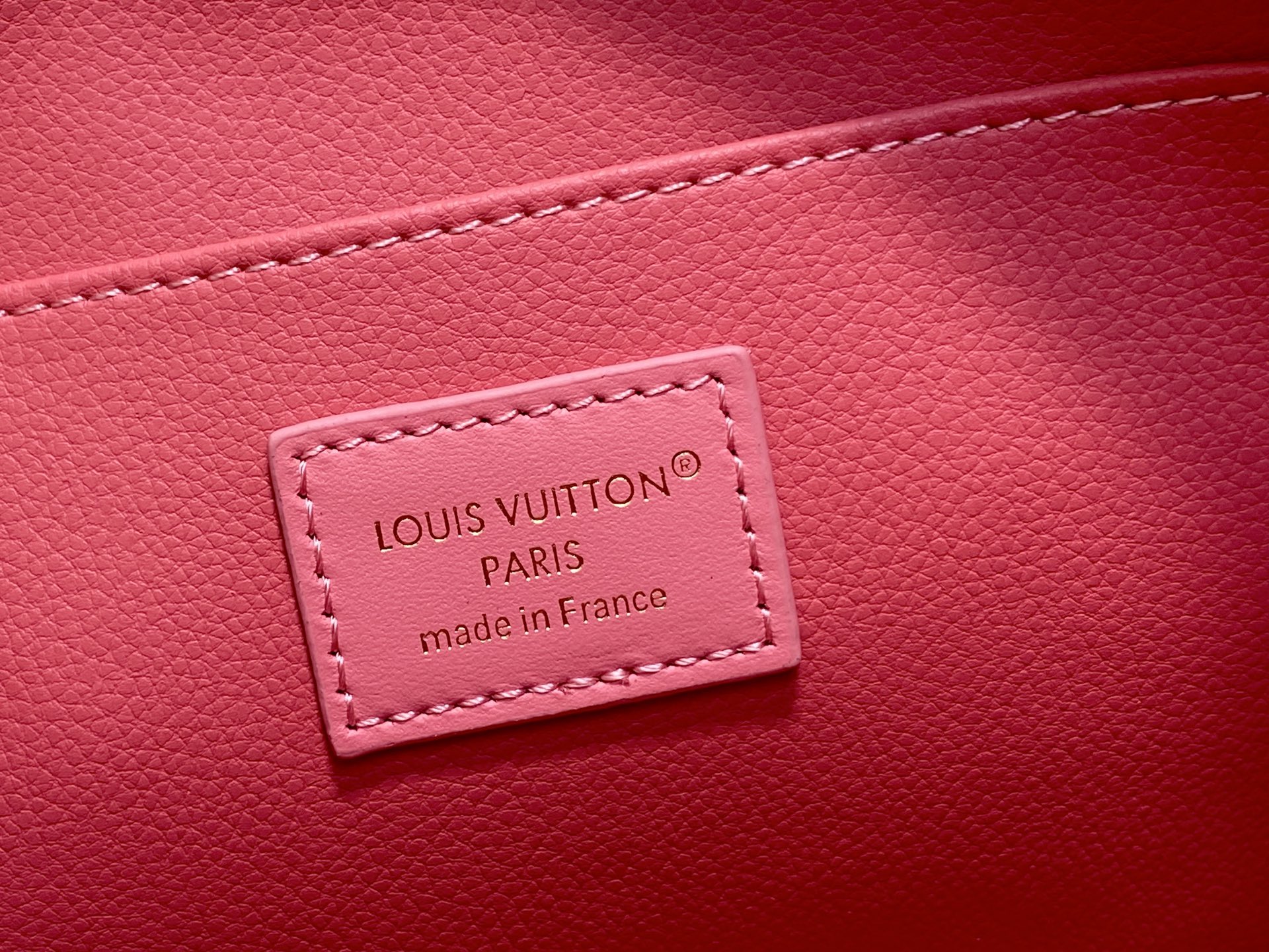 【顶级原单】M15198粉色 水波纹化妆包 当季新款 POCHETTE COSMÉTIQUE 中号化妆包