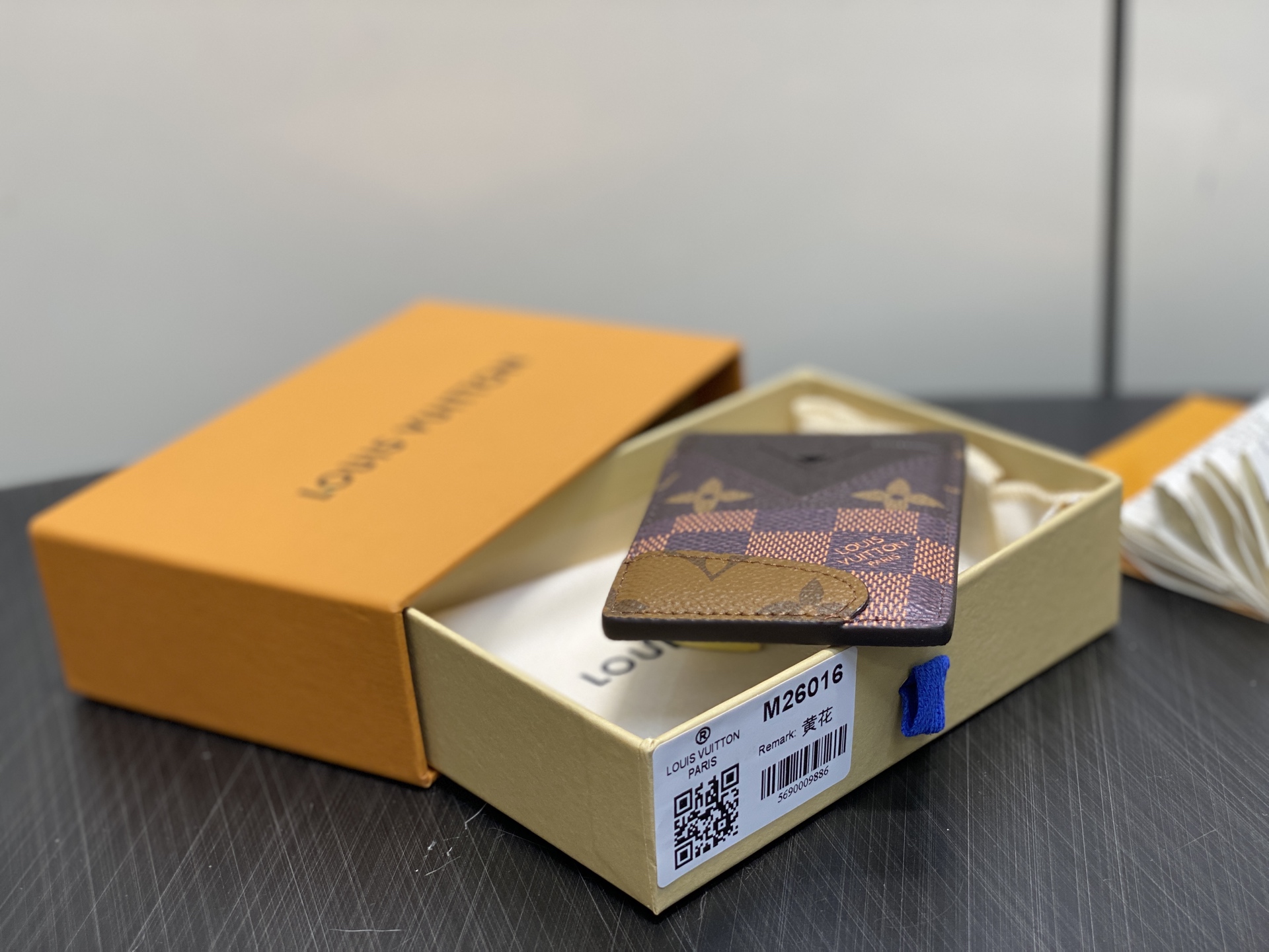 【顶级原单】M26016黄花 磁吸手机卡夹 本款 Magnet 卡夹取材品牌经典 Monogram 涂层